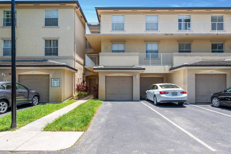 Property photo for 2060 GREENVIEW SHORES Boulevard, #322, Wellington, FL
