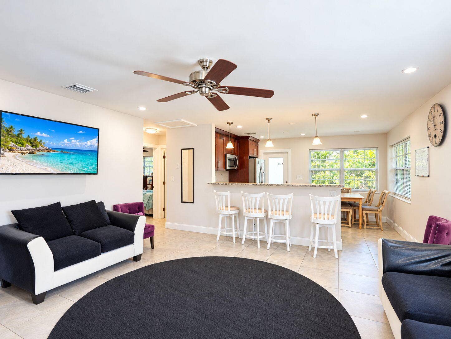 904 NE 10TH Avenue, Pompano Beach, FL 33060 4-web-or-mls-Daniel_904_NE_10th_Ave_03