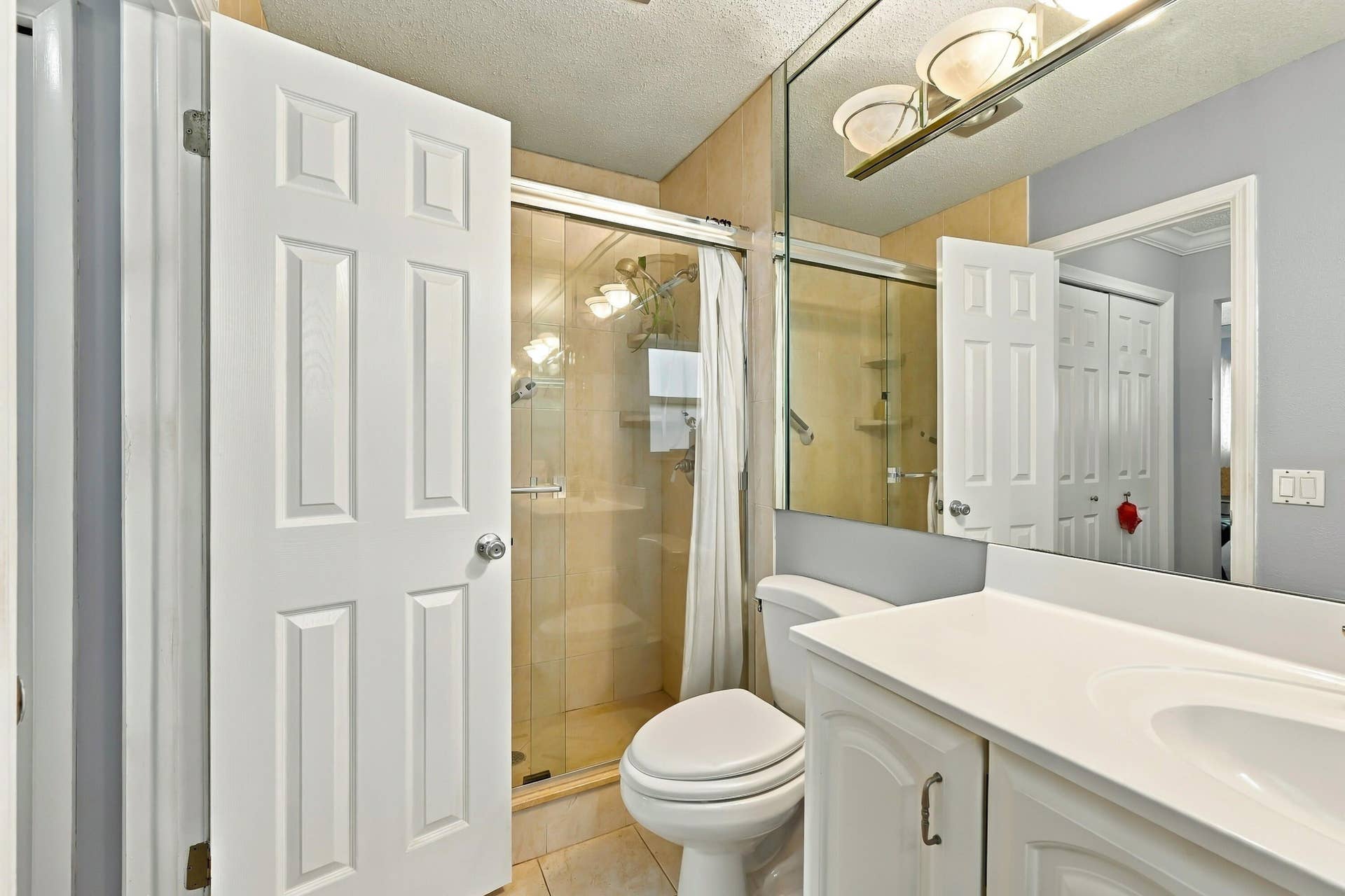 25_primary bathroom