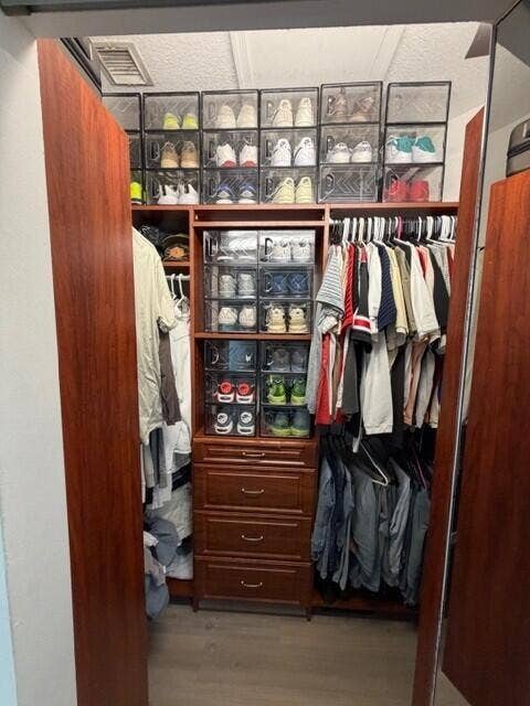 3013 Laurel Ridge Circle, Riviera Beach, FL 33404 3013 LAUREL RIDGE MASTER CLOSET