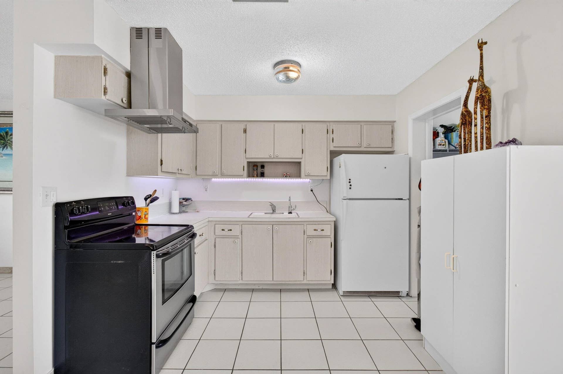 2703 Peer Lane, Delray Beach, FL 33445 1000172092