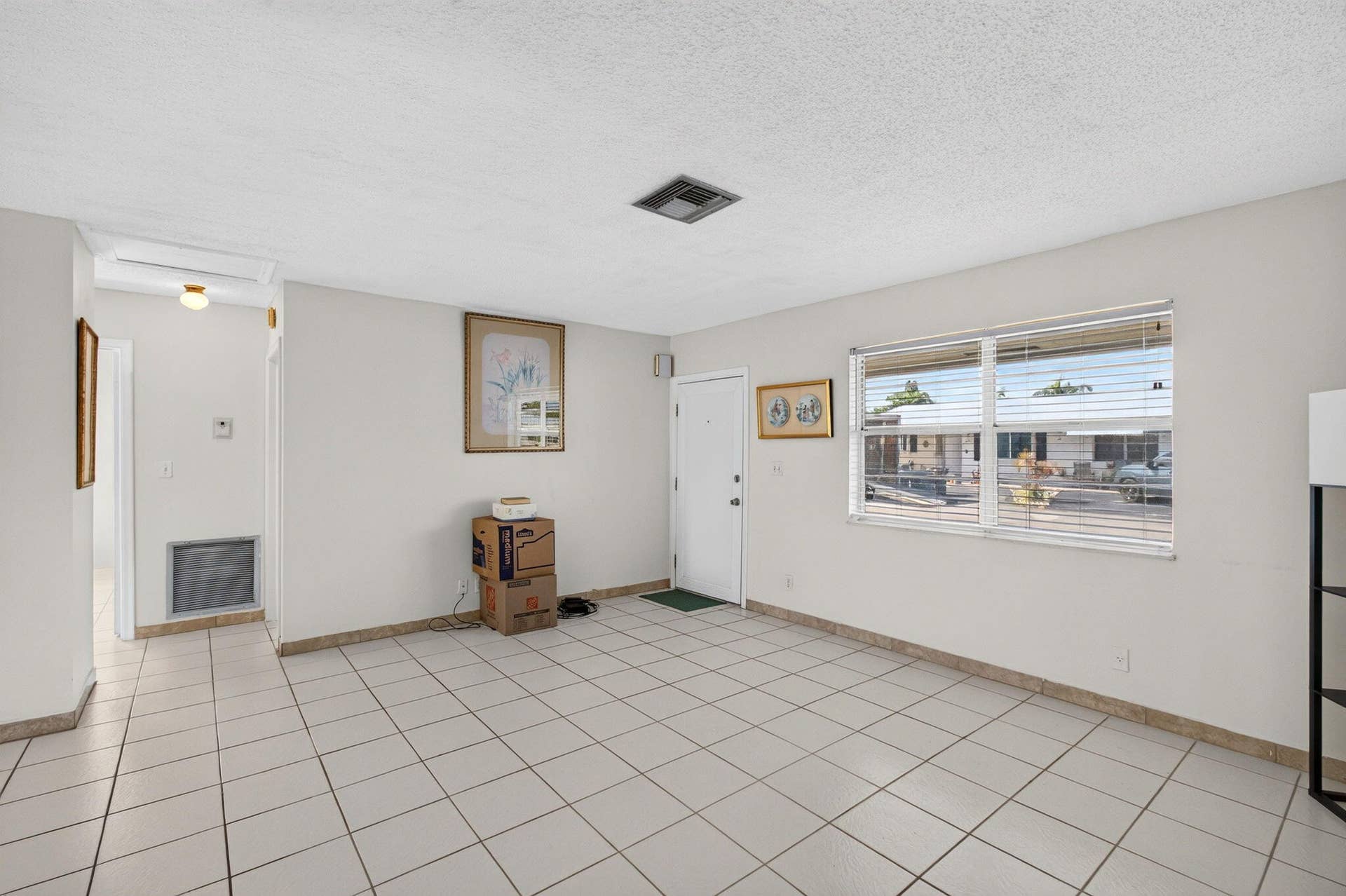 2703 Peer Lane, Delray Beach, FL 33445 1000172044