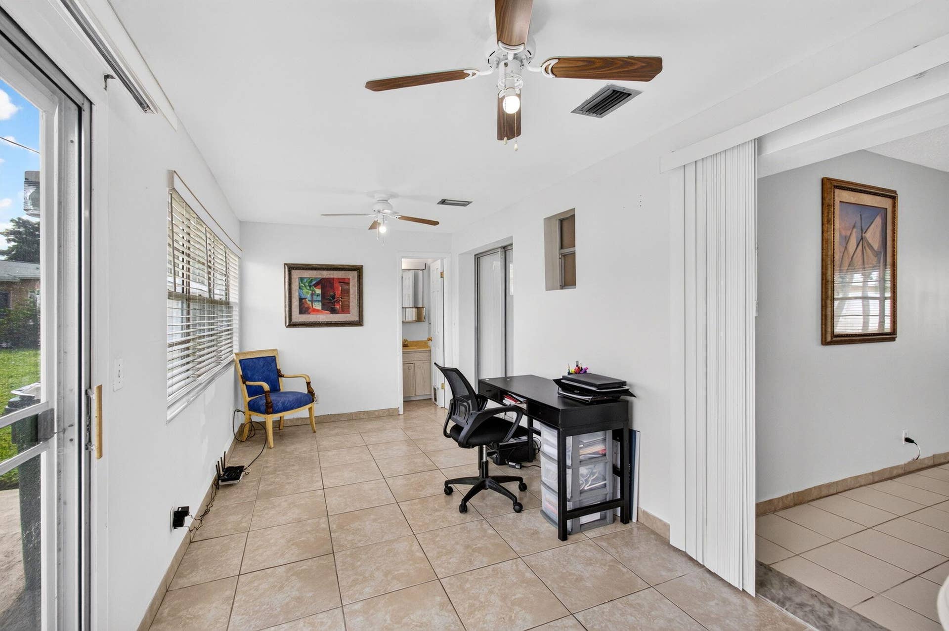2703 Peer Lane, Delray Beach, FL 33445 Enclosed patio - enlarged sqft compared to what is shown.