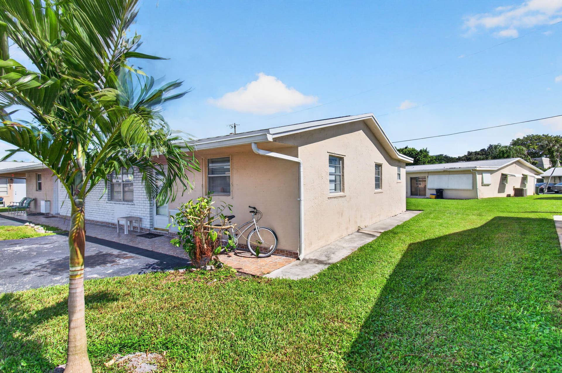2703 Peer Lane, Delray Beach, FL 33445 1000172069