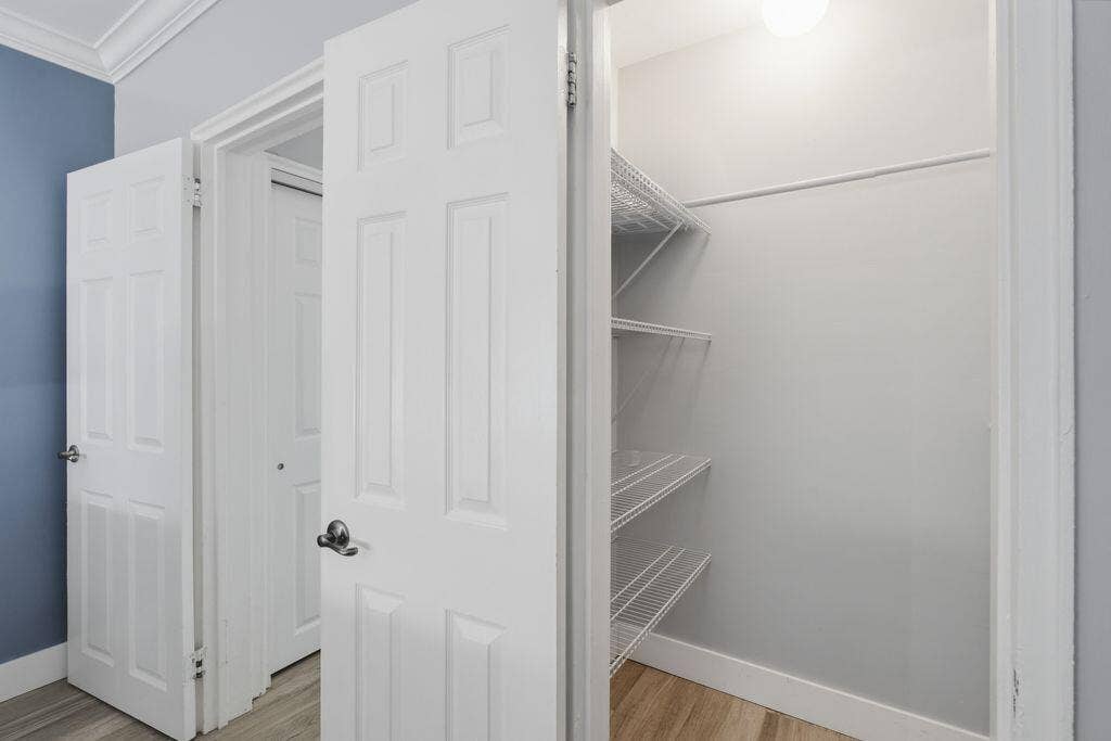 315 VAN BUREN Street, #205B, Hollywood, FL 33019 WALK IN CLOSET