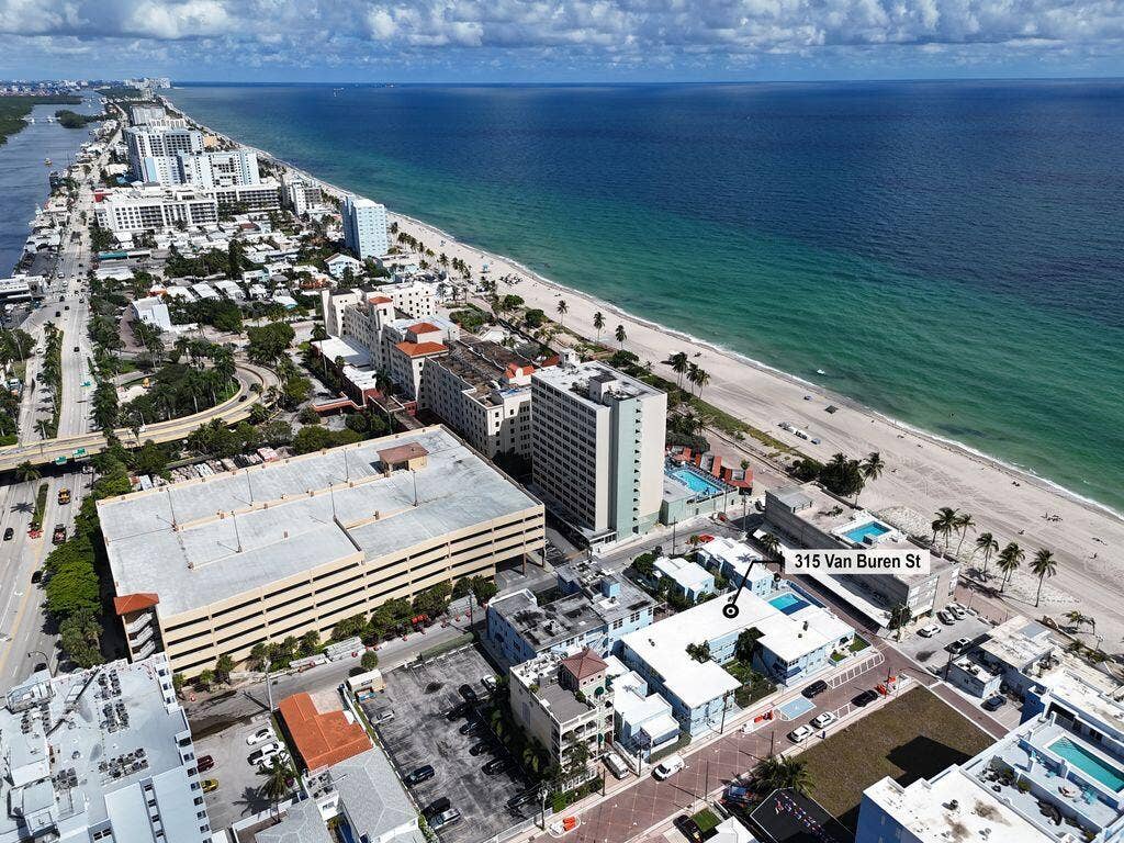 315 VAN BUREN Street, #205B, Hollywood, FL 33019 DRONE SHOWING PROXIMITY TO BEACH/BROADWALK