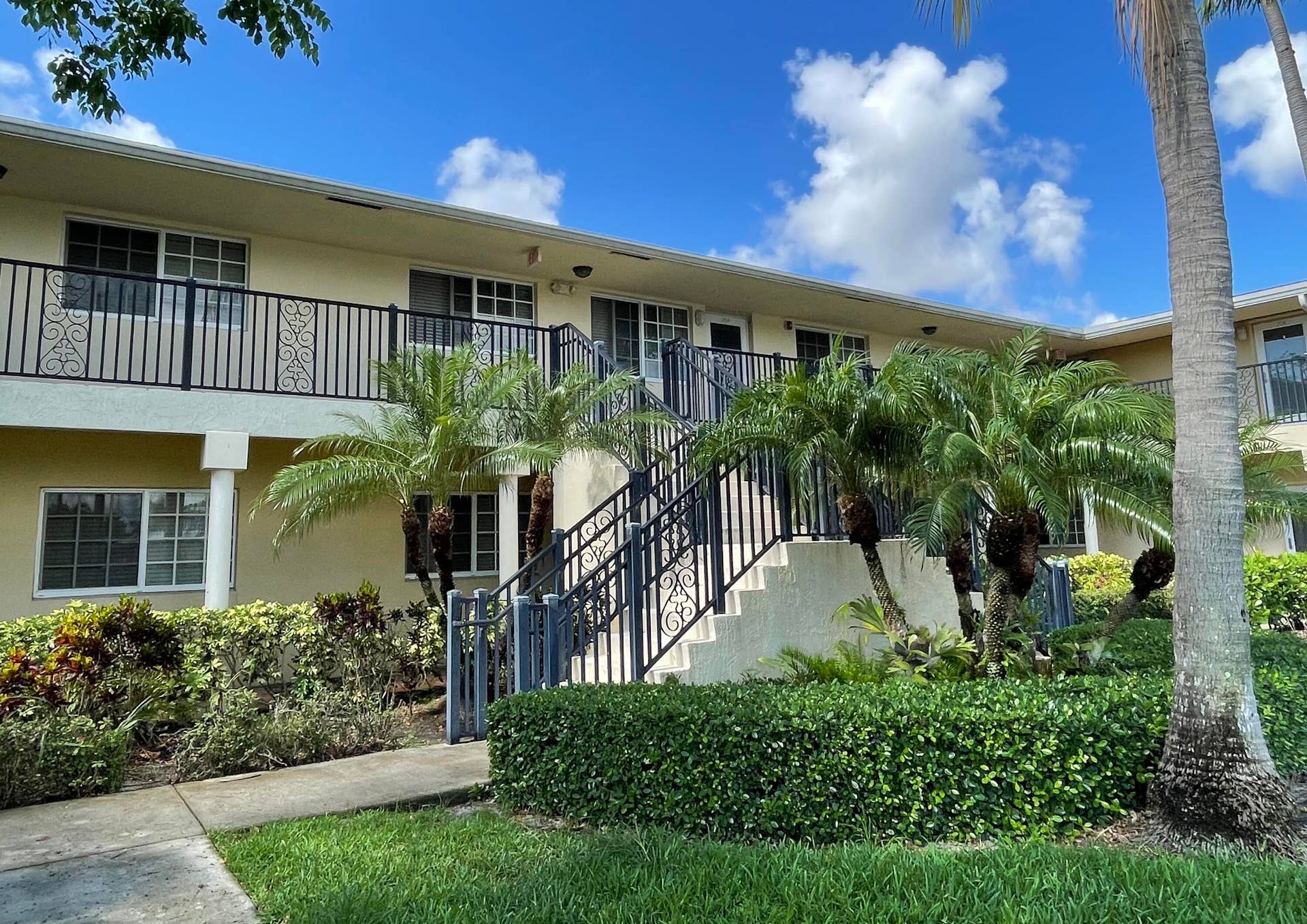 410 SW 15TH Street, #206, Pompano Beach, FL 33060 410 SW 15th Street
