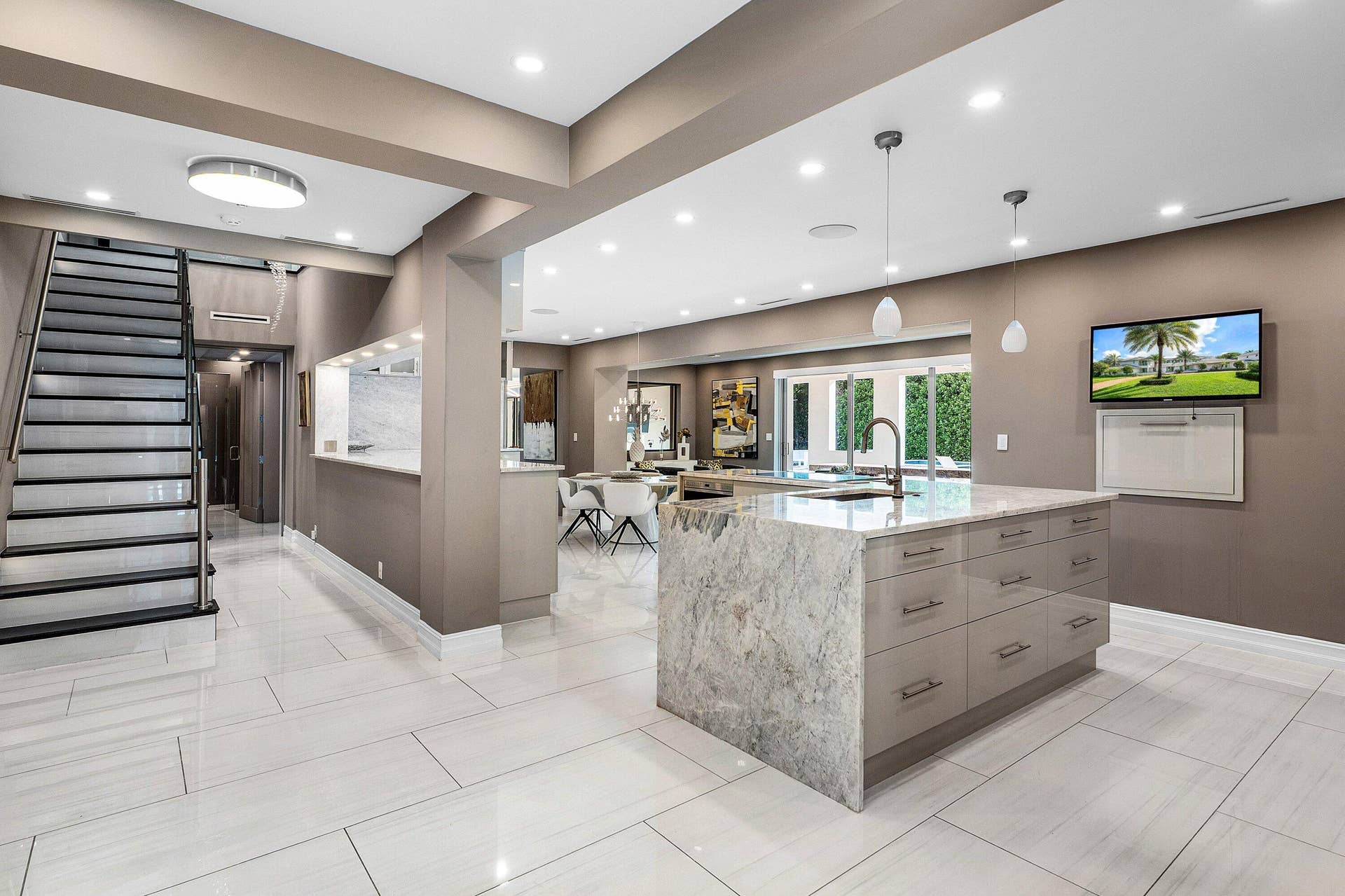 Main kitchen