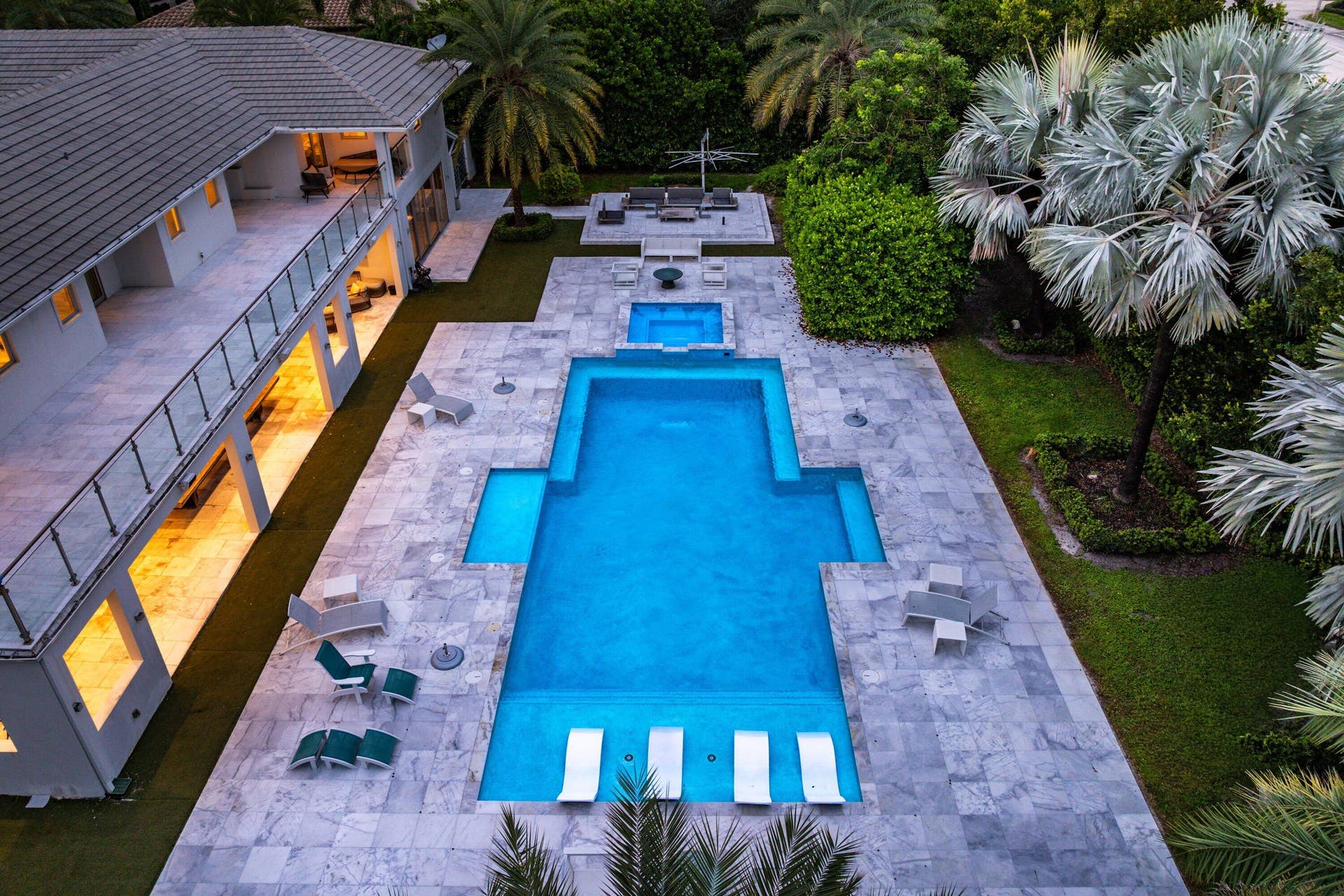 Twilight - Pool