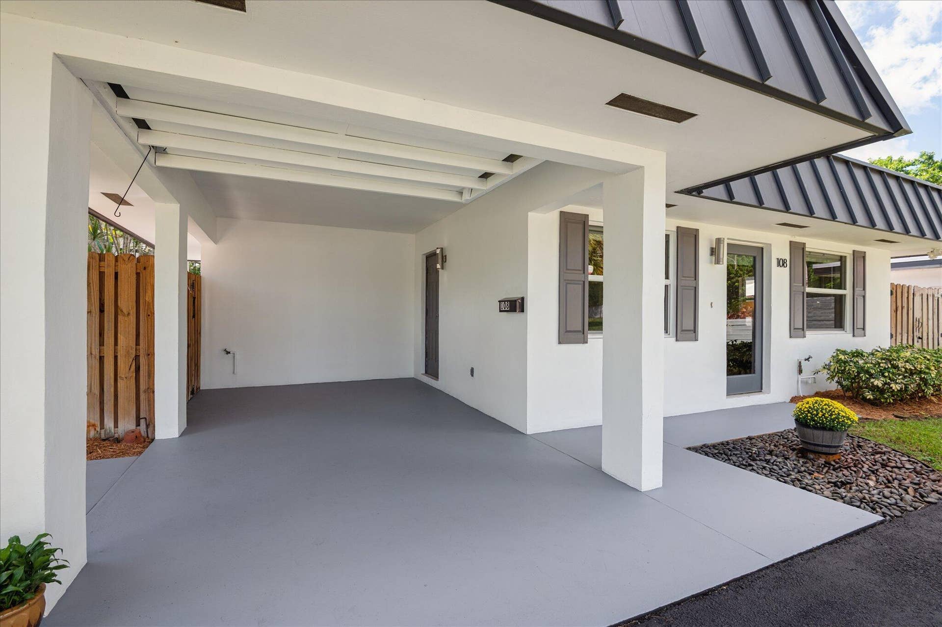 108 NE 22ND Street, Wilton Manors, FL 33305 24--108 NE 22nd St-3