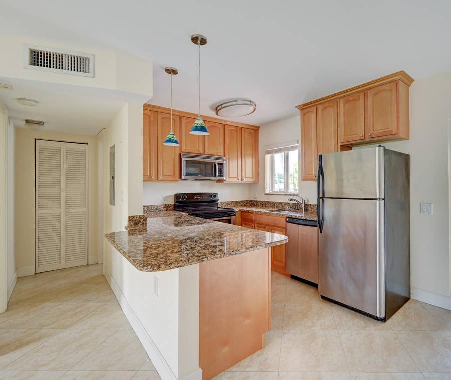Property photo for 410 SW 15TH Street, #204, Pompano Beach, FL