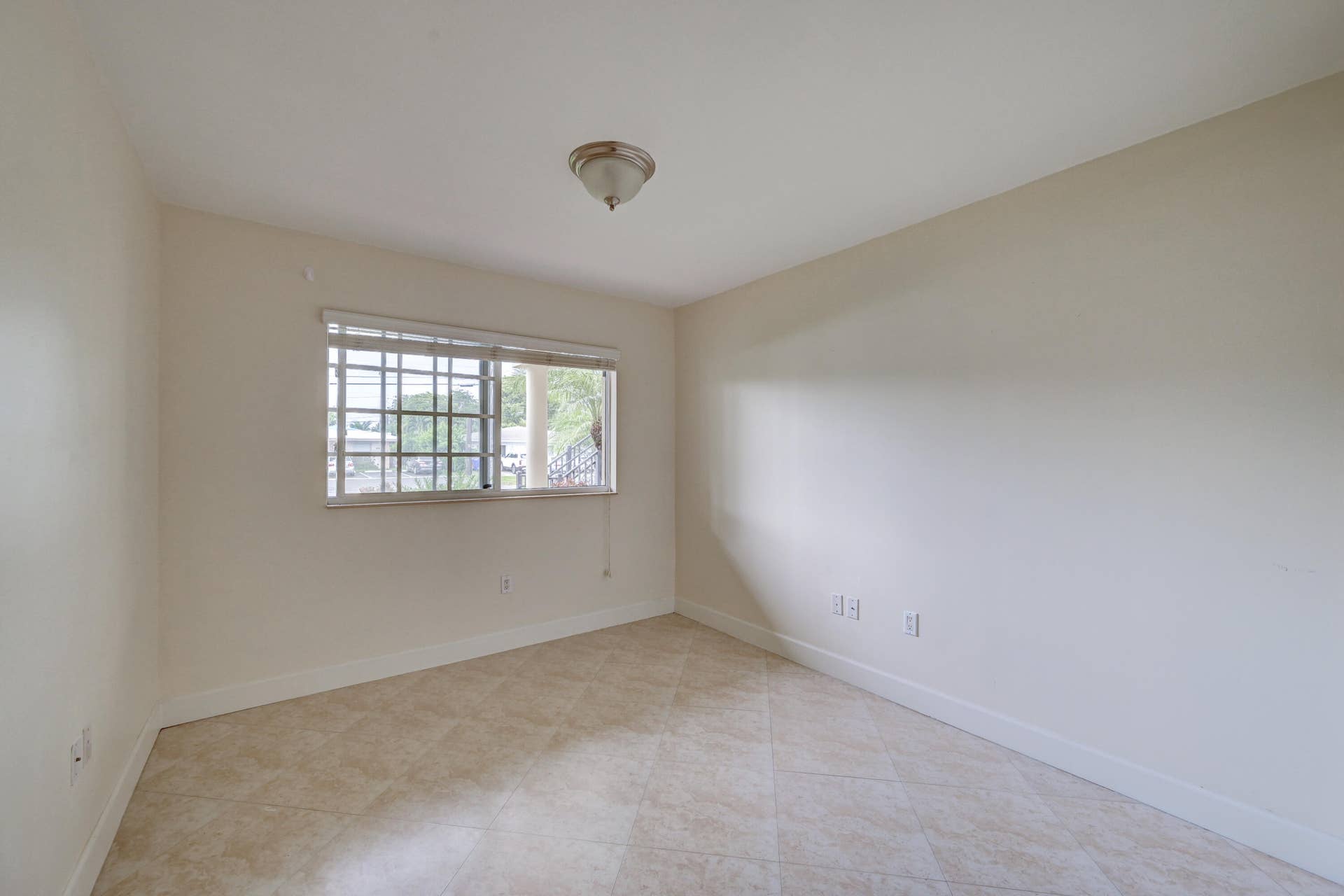 410 SW 15TH Street, #204, Pompano Beach, FL 33060 05_stl_6507_08_09_10_11