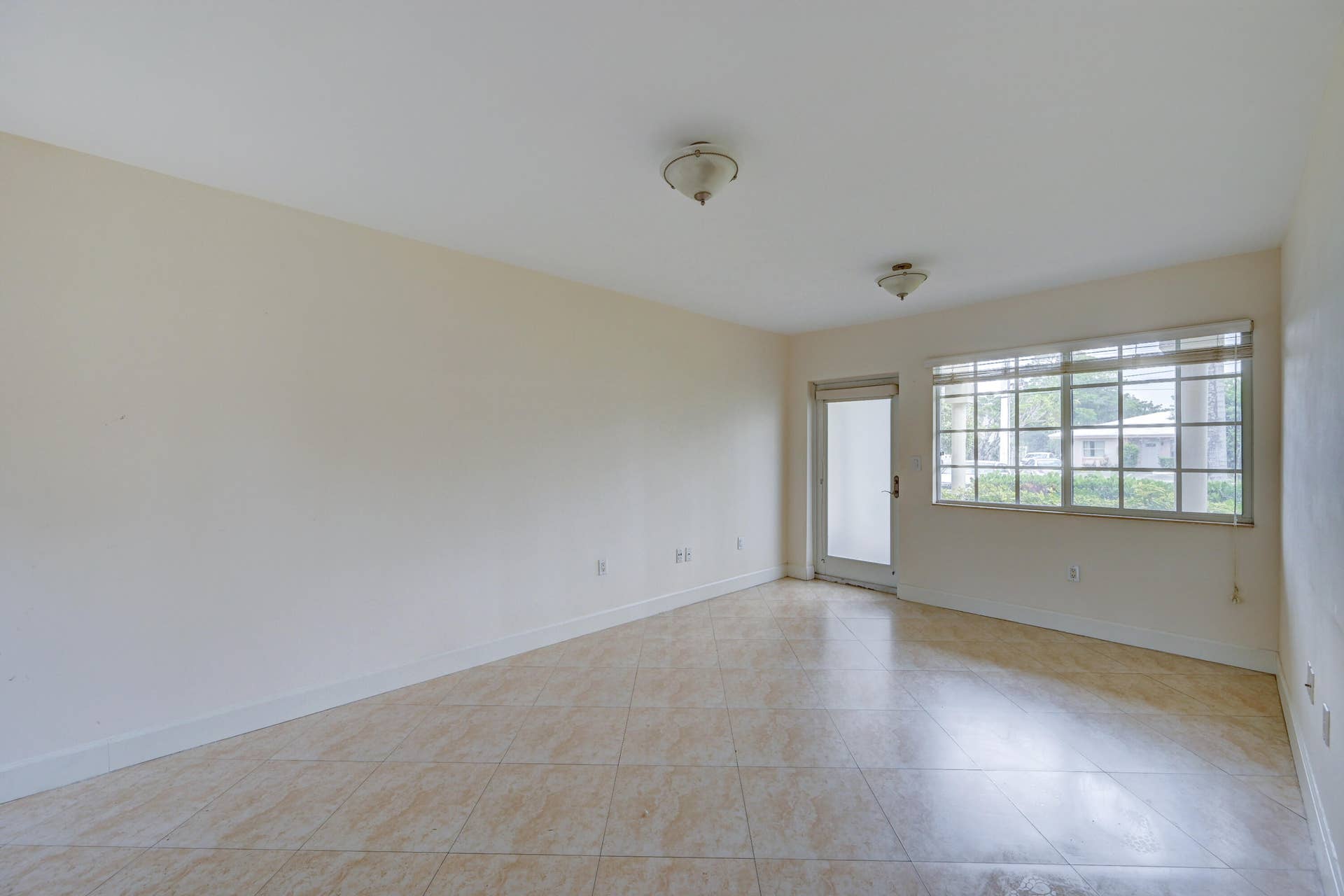 410 SW 15TH Street, #204, Pompano Beach, FL 33060 03_stl_6487_88_89_90_91