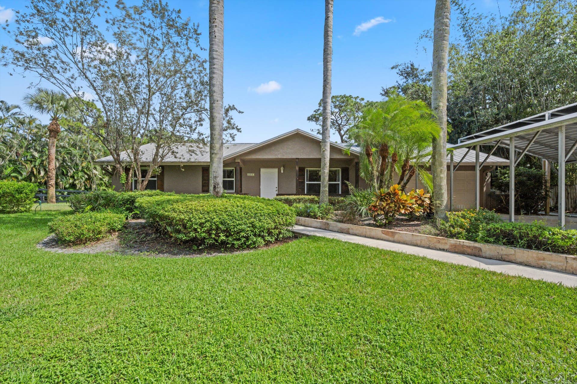 4692 122ND Drive N, The Acreage, FL 33411 09-DSC_0377
