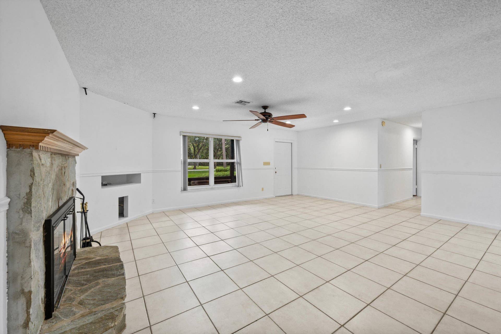 4692 122ND Drive N, The Acreage, FL 33411 21-DSC_0559