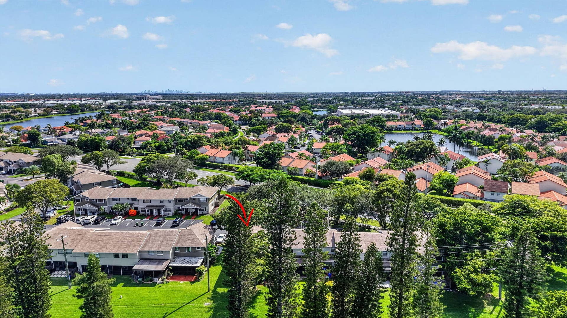 10779 NW 11TH Street, #10779, Pembroke Pines, FL 33026 47-web-or-mls-DJI_20261020143332_0093_D