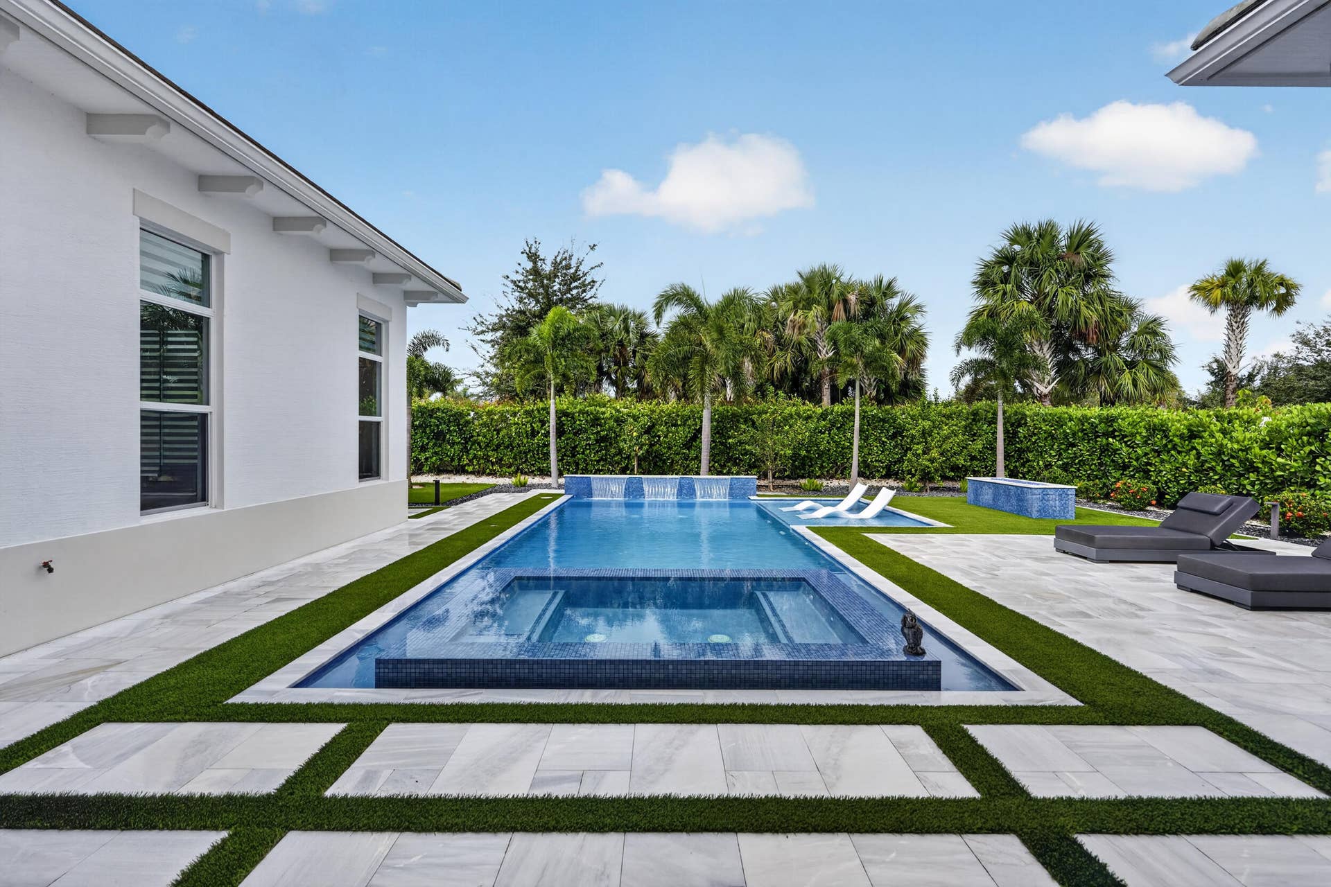 9372 Coral Isles Circle, Palm Beach Gardens, FL 33412 Pool + Spa