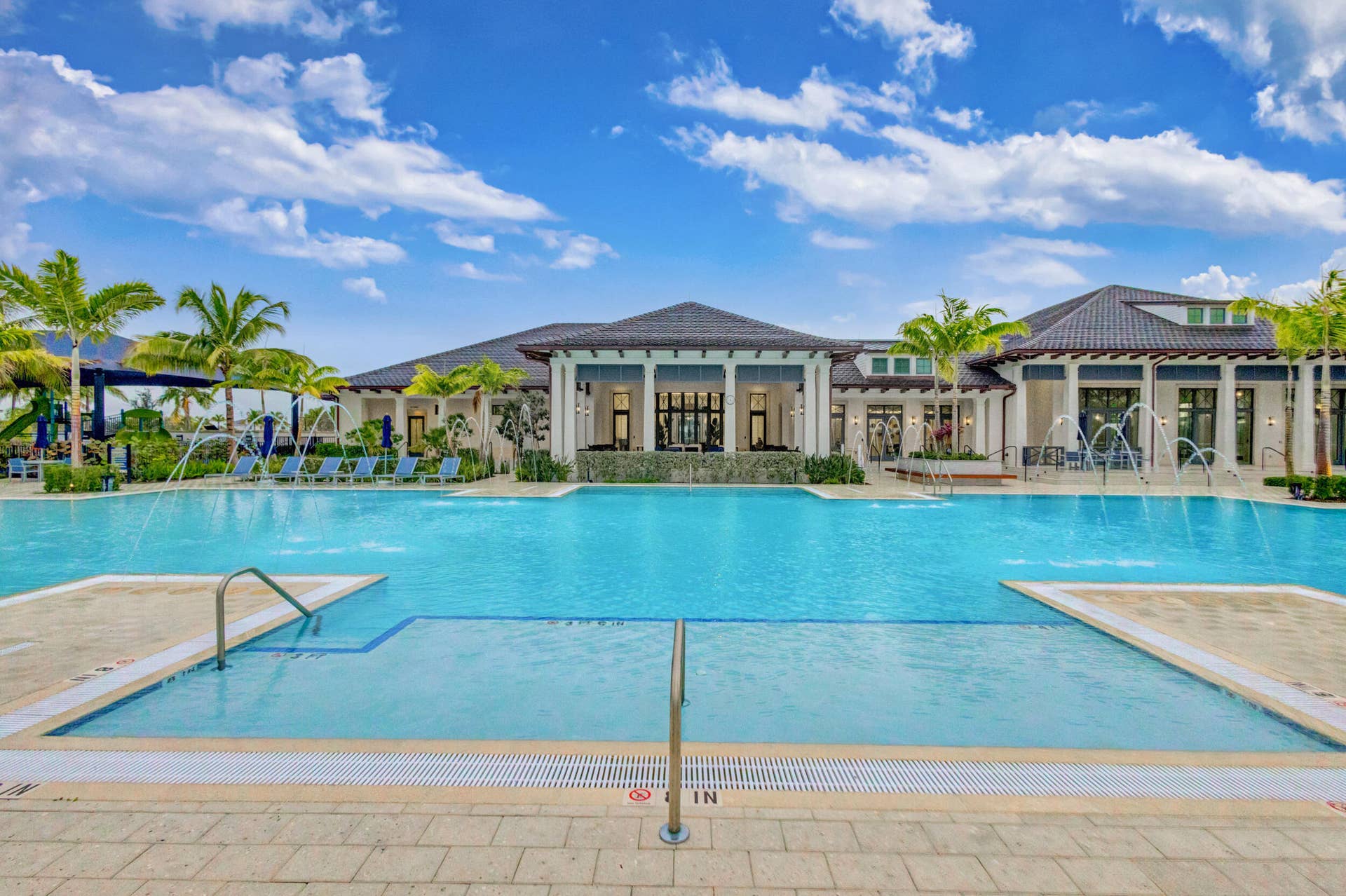 9372 Coral Isles Circle, Palm Beach Gardens, FL 33412 Pool