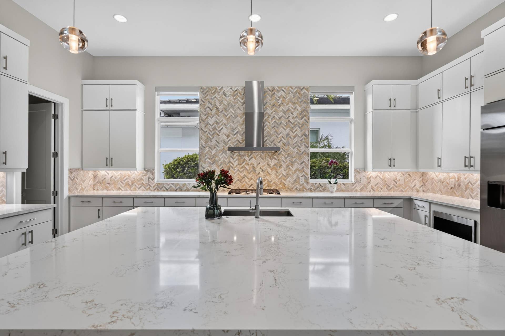 9372 Coral Isles Circle, Palm Beach Gardens, FL 33412 Kitchen