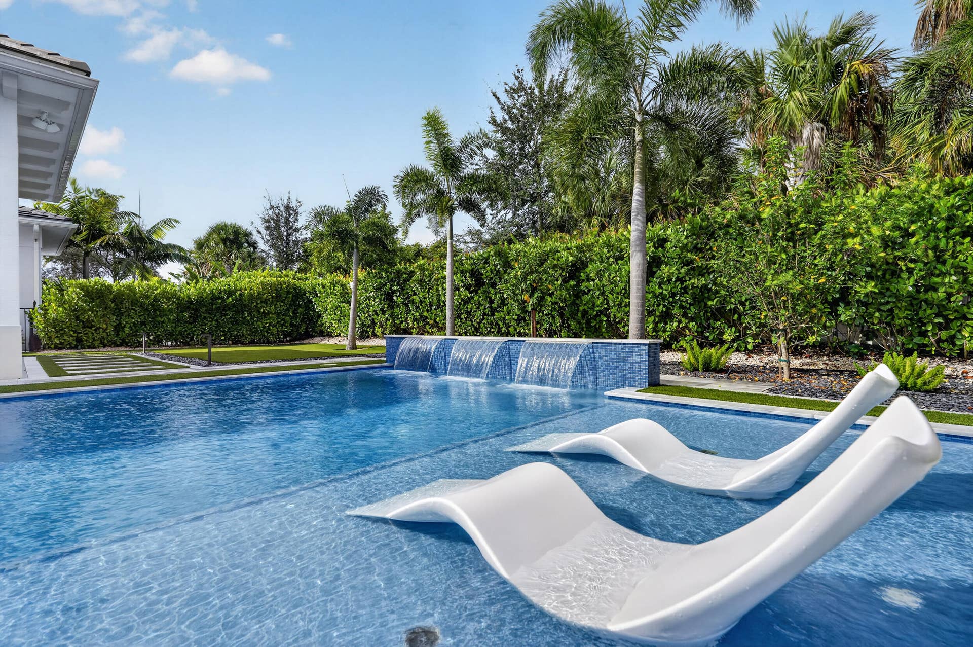 9372 Coral Isles Circle, Palm Beach Gardens, FL 33412 Pool