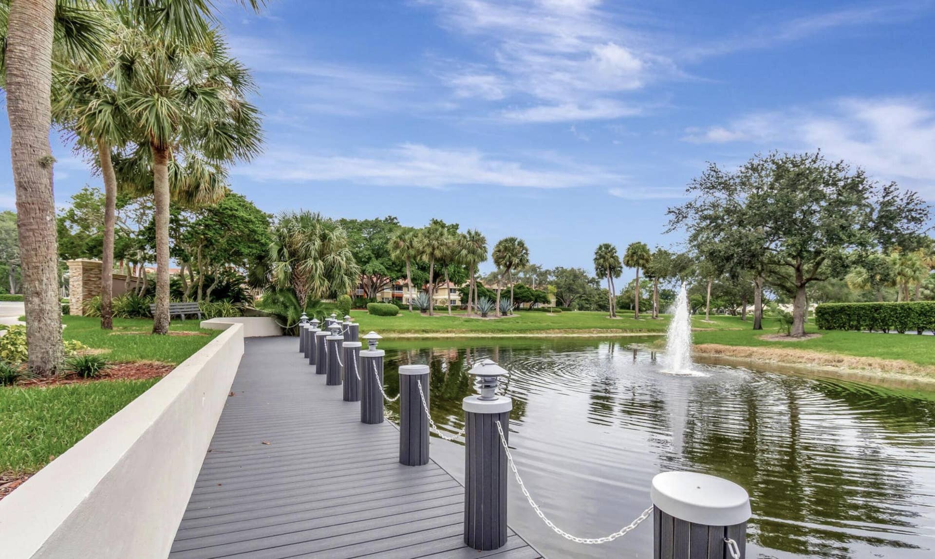 5650 Camino Del Sol, #306, Boca Raton, FL 33433 DOCKS