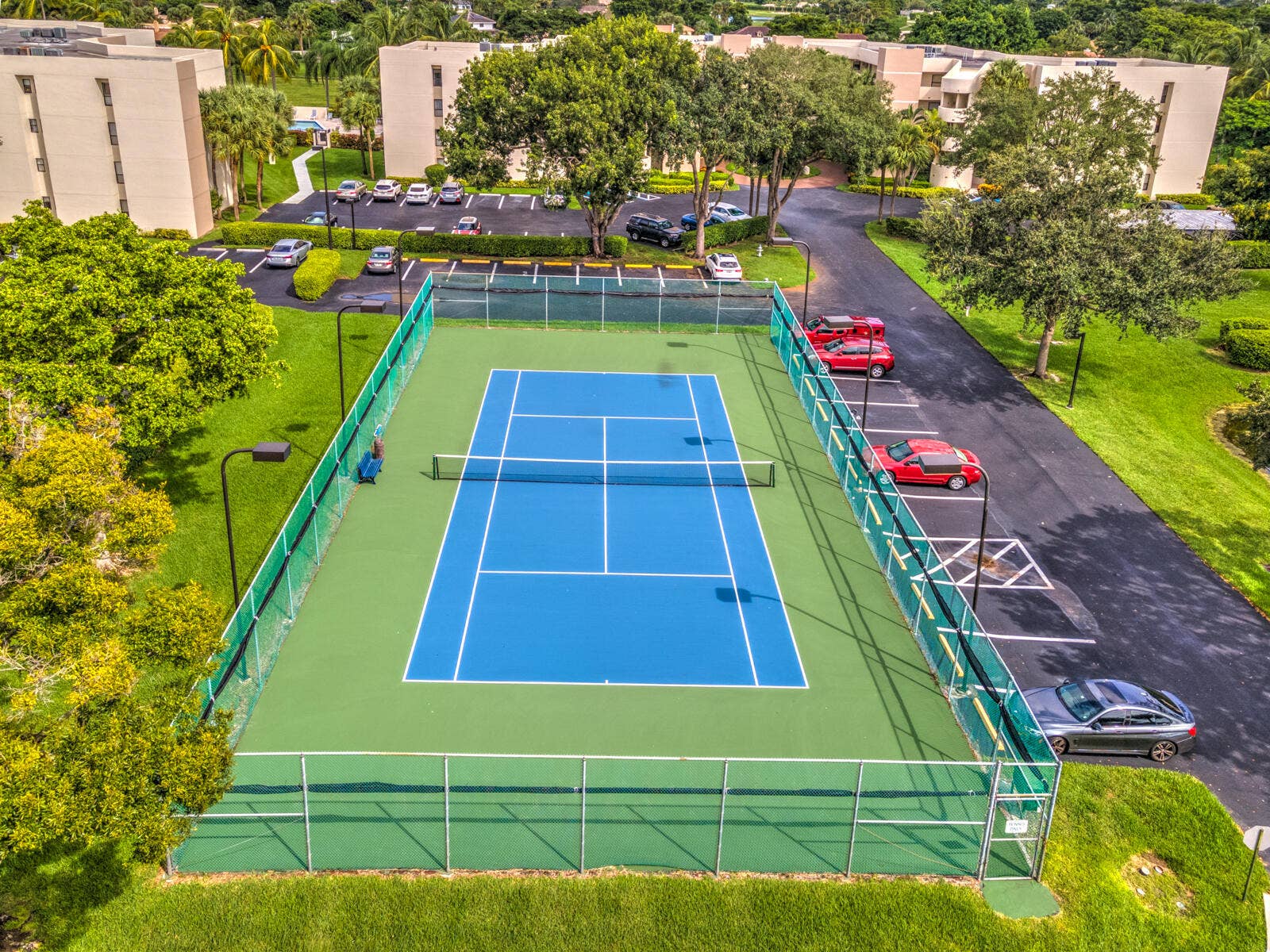 5650 Camino Del Sol, #306, Boca Raton, FL 33433 CRV-TENNIS