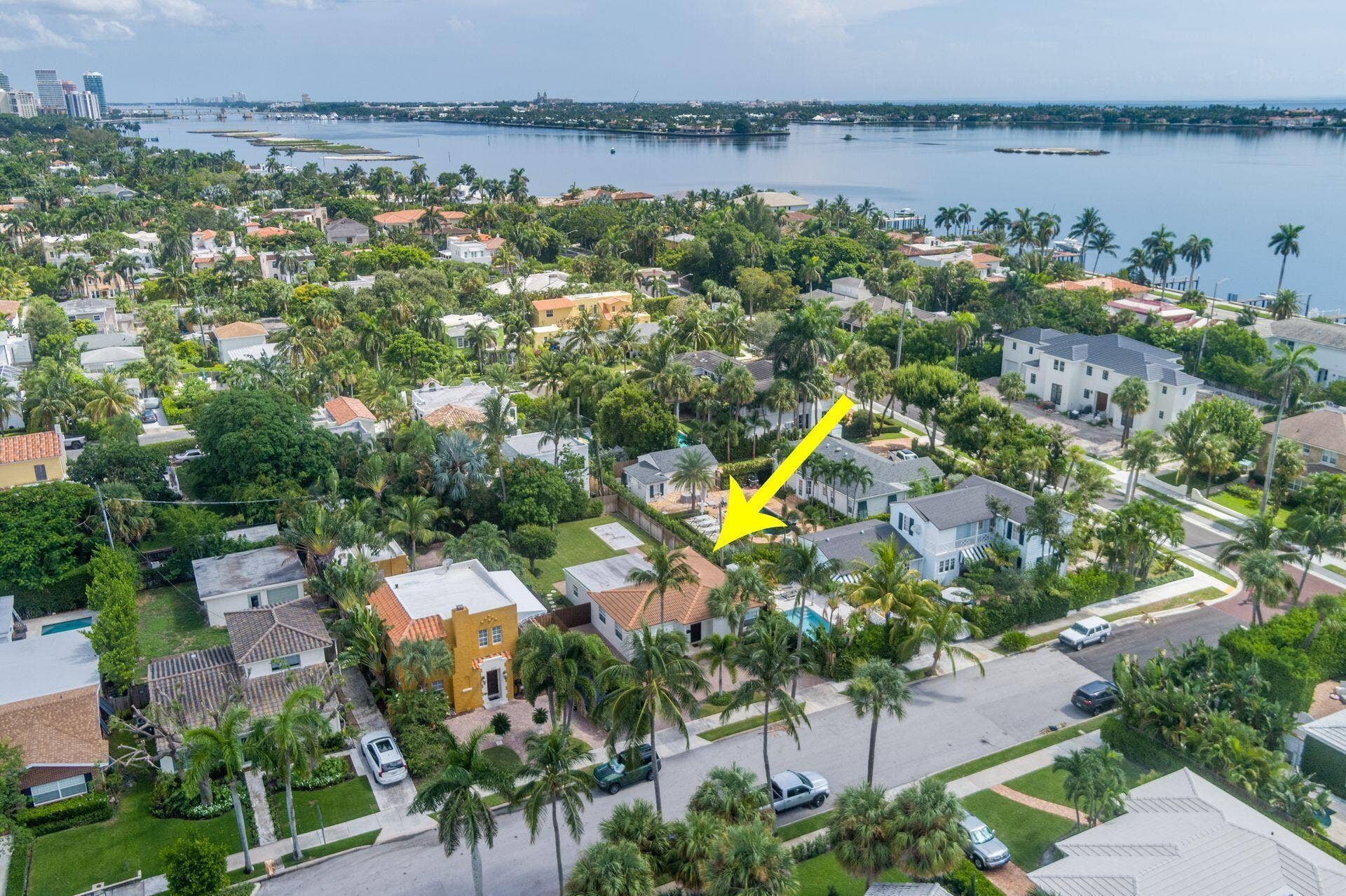 135 Edgewood Drive, West Palm Beach, FL 33405 Aerial