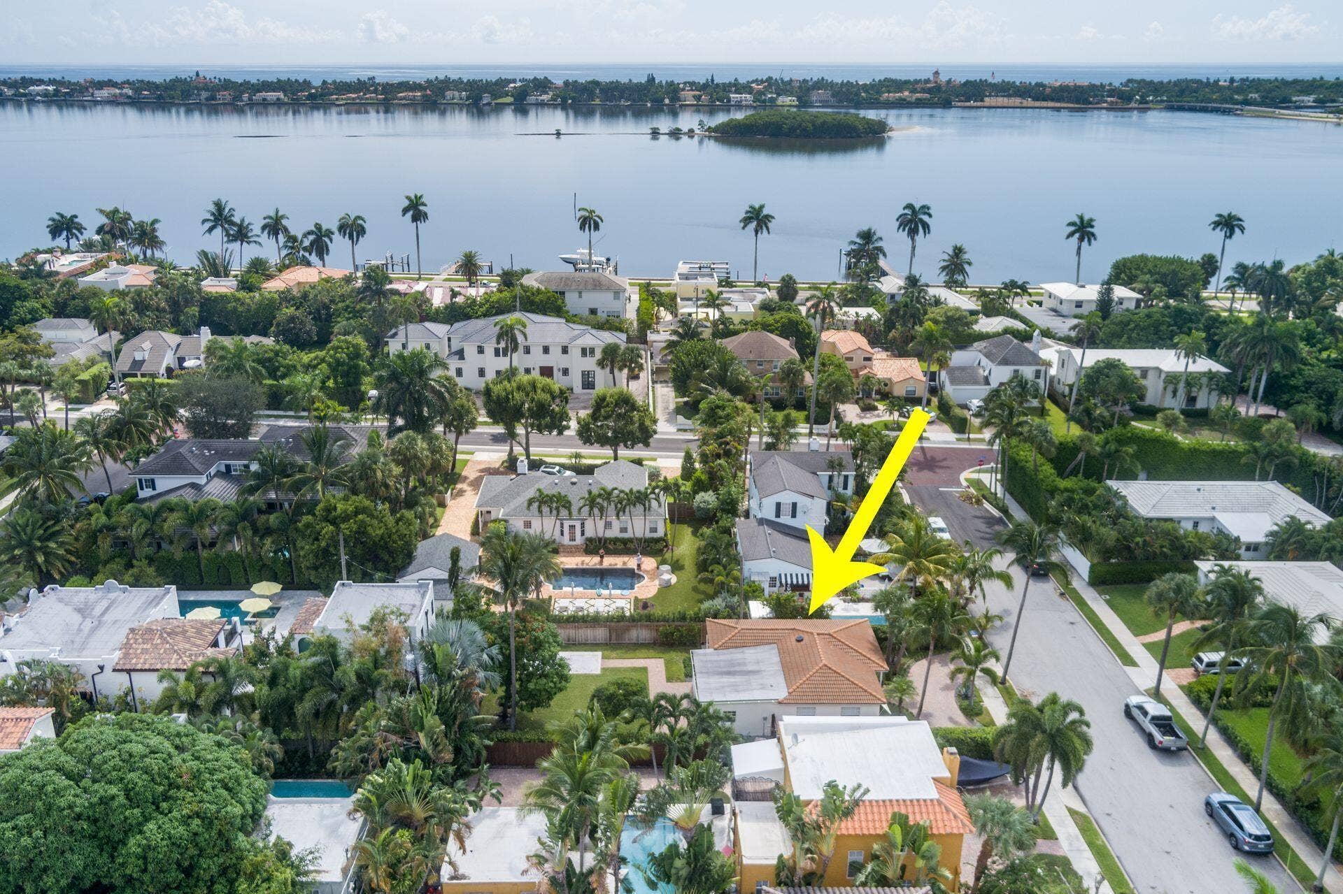 135 Edgewood Drive, West Palm Beach, FL 33405 Aerial