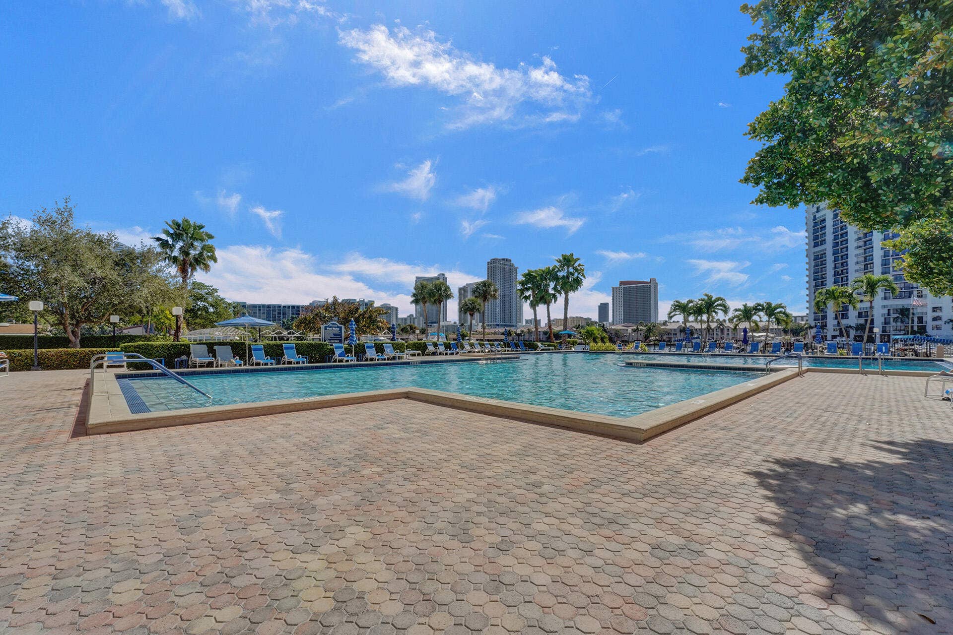 600 Three Islands Boulevard, #615, Hallandale Beach, FL 33009 Image 36