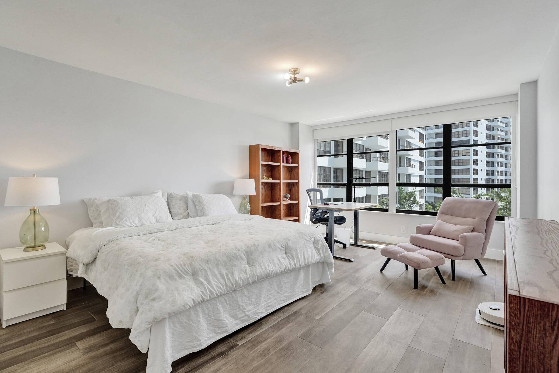 600 Three Islands Boulevard, #615, Hallandale Beach, FL 33009 Image 18
