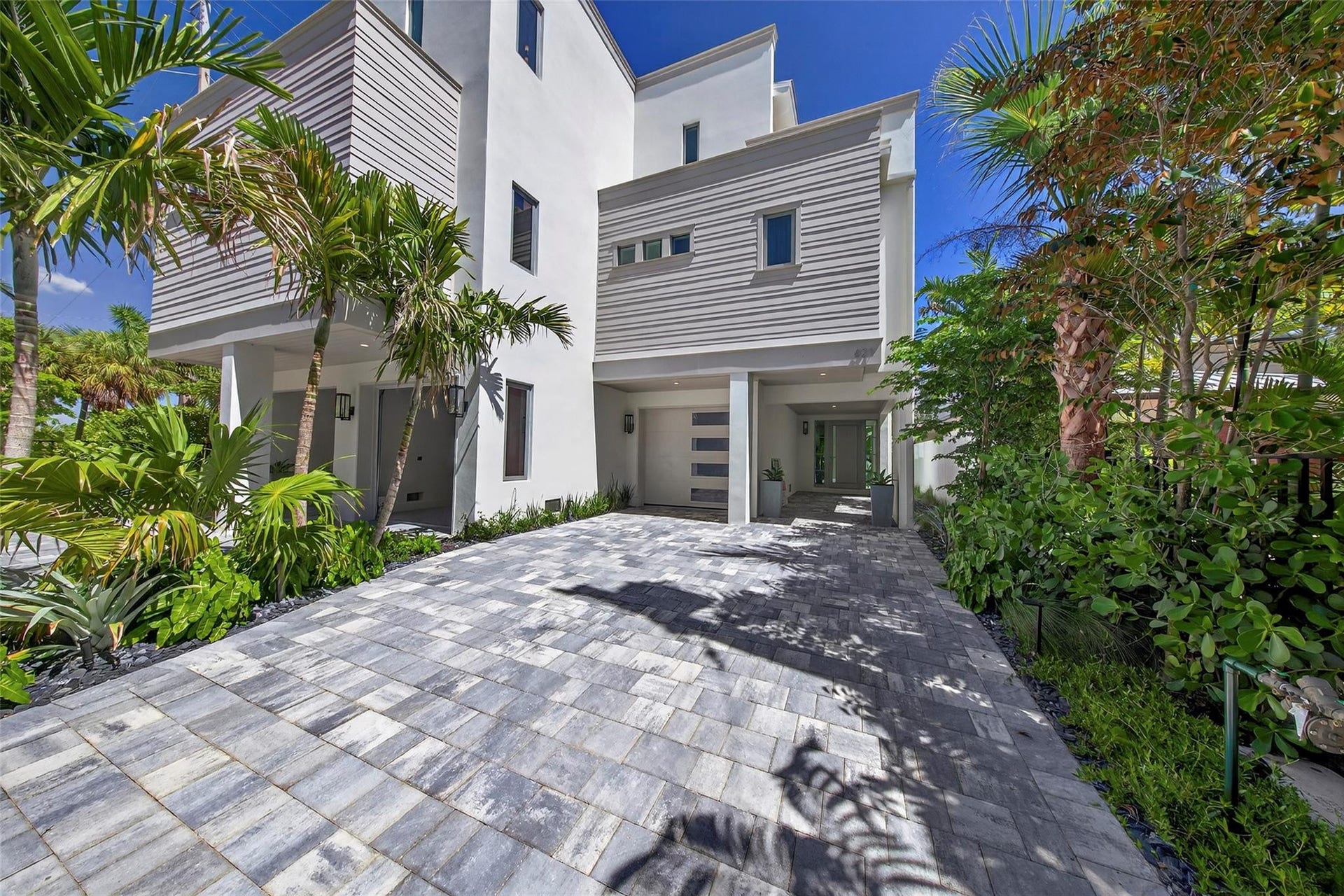 621 SW 5 Place, Fort Lauderdale, FL 33315 Photo 5