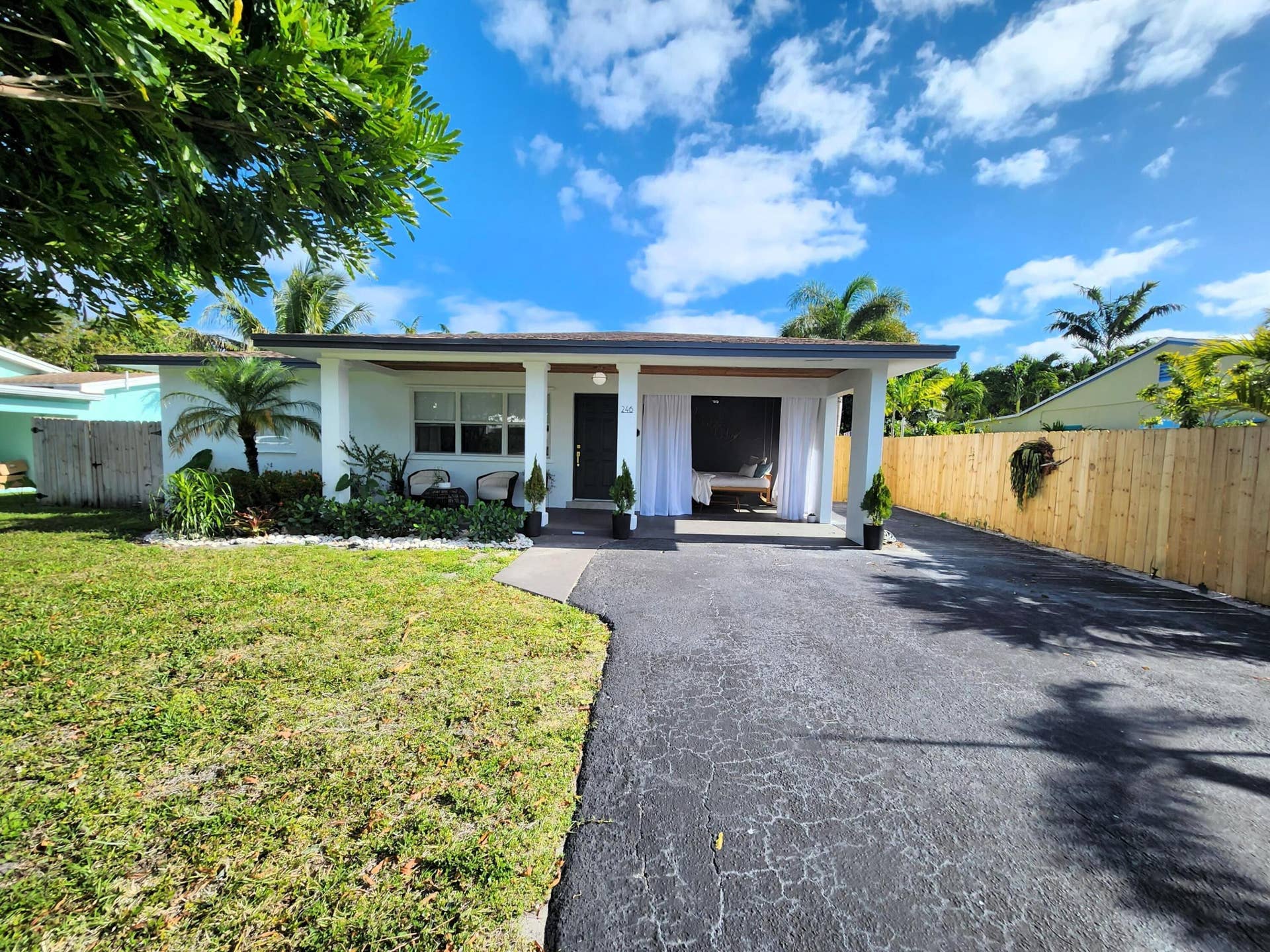 246 NE 14TH Street, Delray Beach, FL 33444 246front2