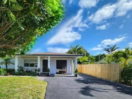 246 NE 14TH Street, Delray Beach, FL 33444 246 FRONT.jpg3
