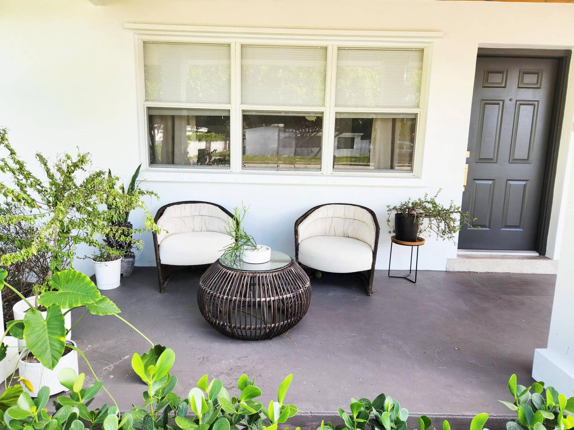 246 NE 14TH Street, Delray Beach, FL 33444 246porch1