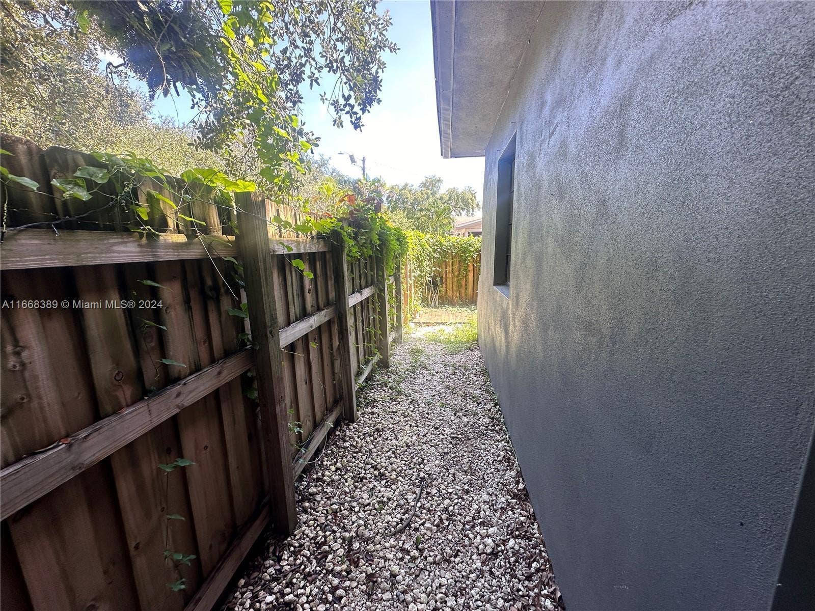 1418 SW 27th Street, #1-4, Fort Lauderdale, FL 33315 1418 14
