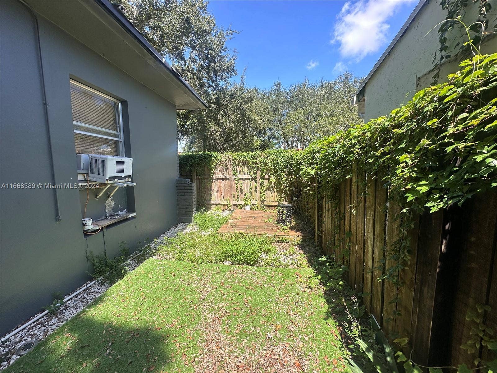 1418 SW 27th Street, #1-4, Fort Lauderdale, FL 33315 1418 12