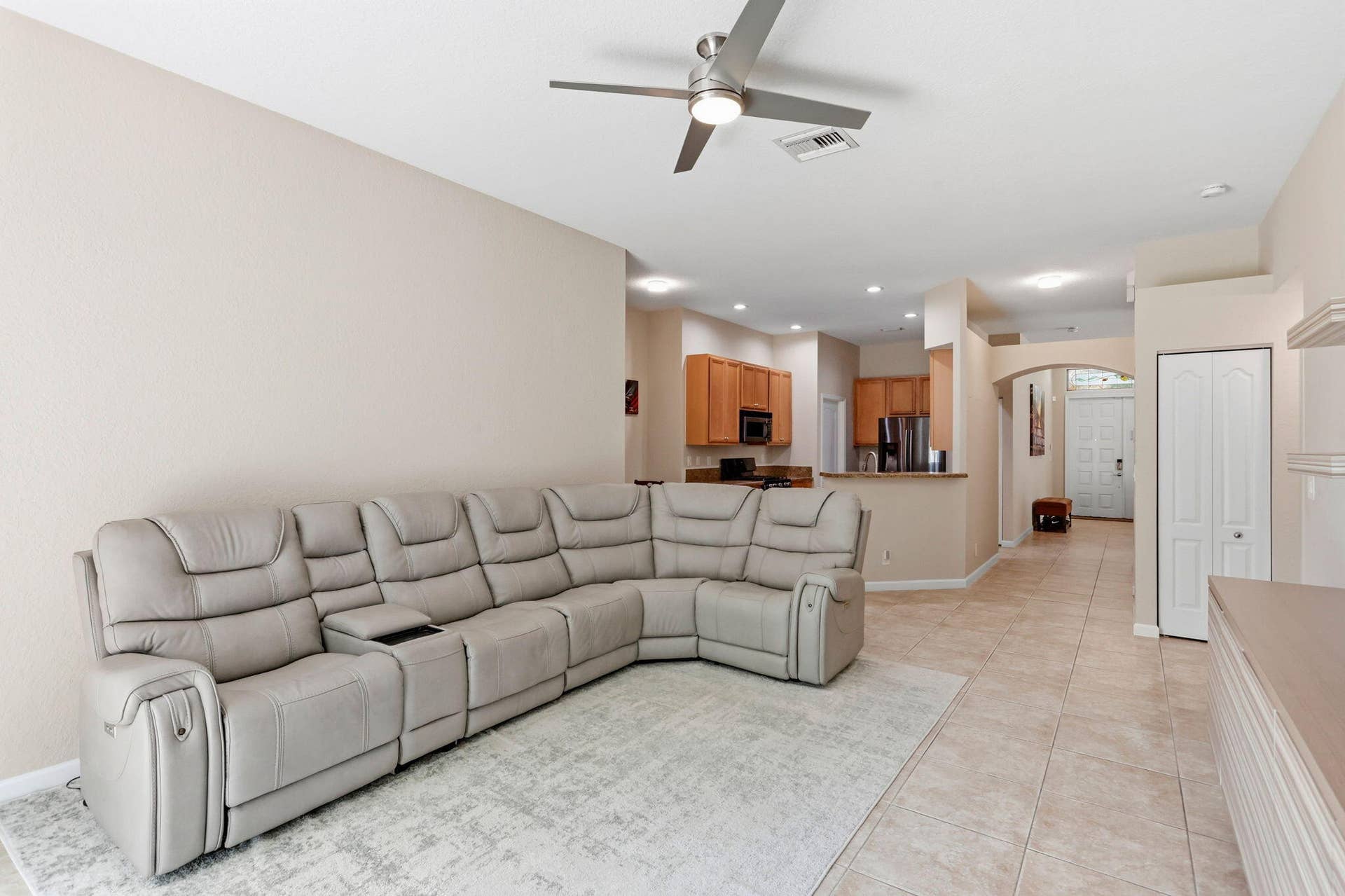 family room 2