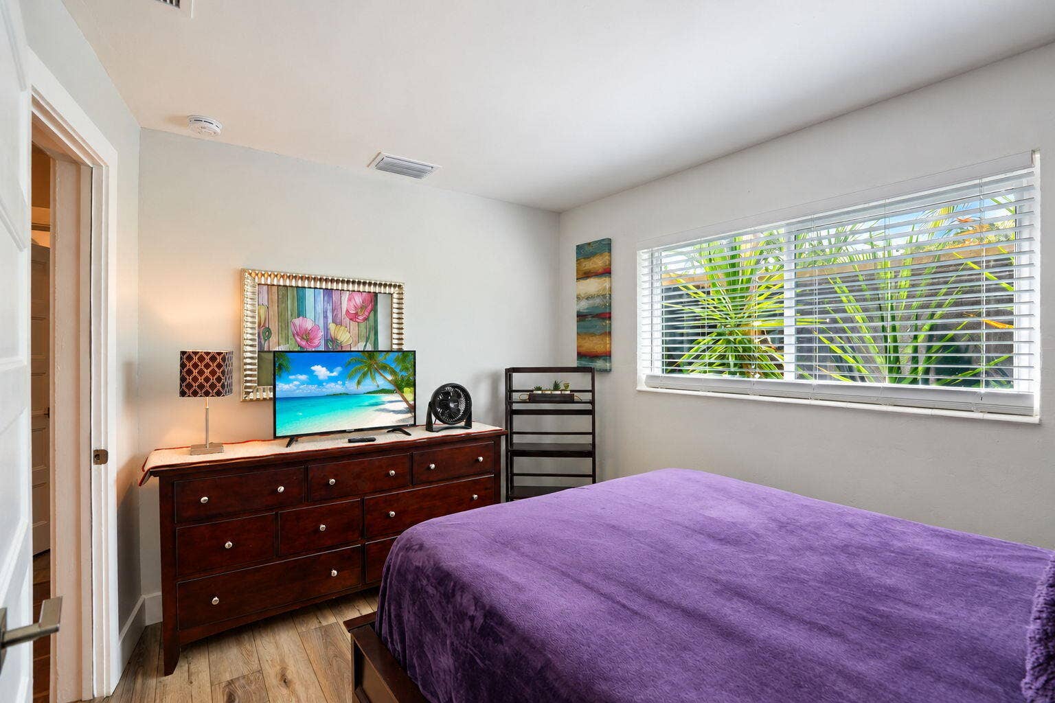 4261 NE 11th Terrace, Pompano Beach, FL 33064 14-web-or-mls-019_DSC01905_edited