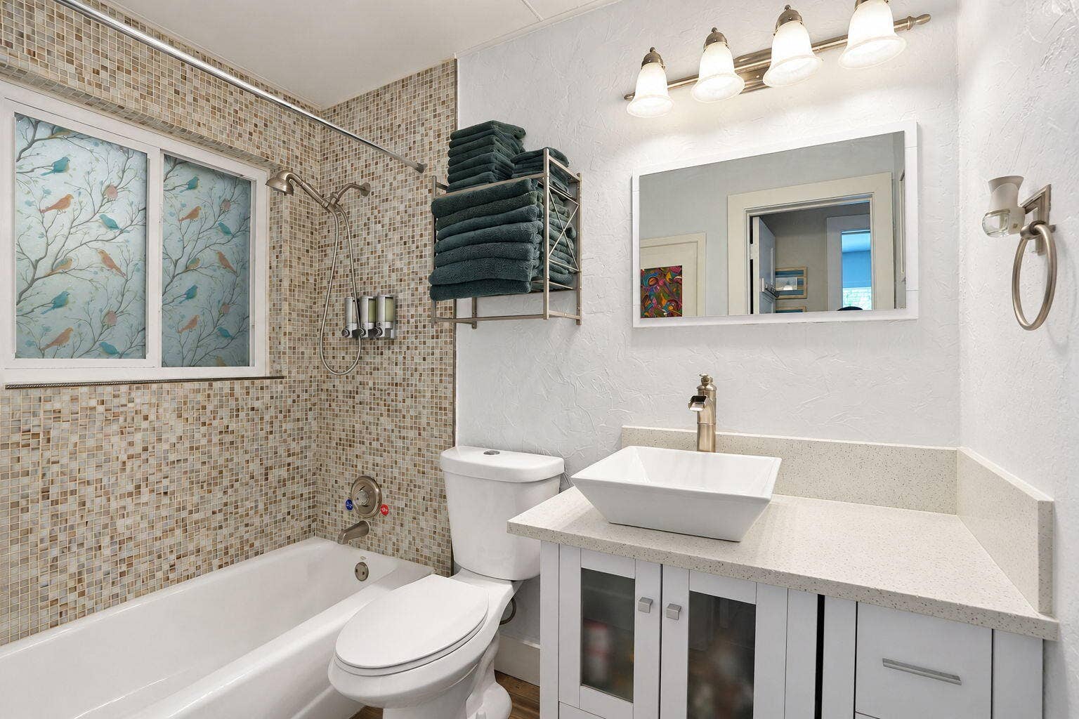 4261 NE 11th Terrace, Pompano Beach, FL 33064 21-web-or-mls-013_DSC01887_edited