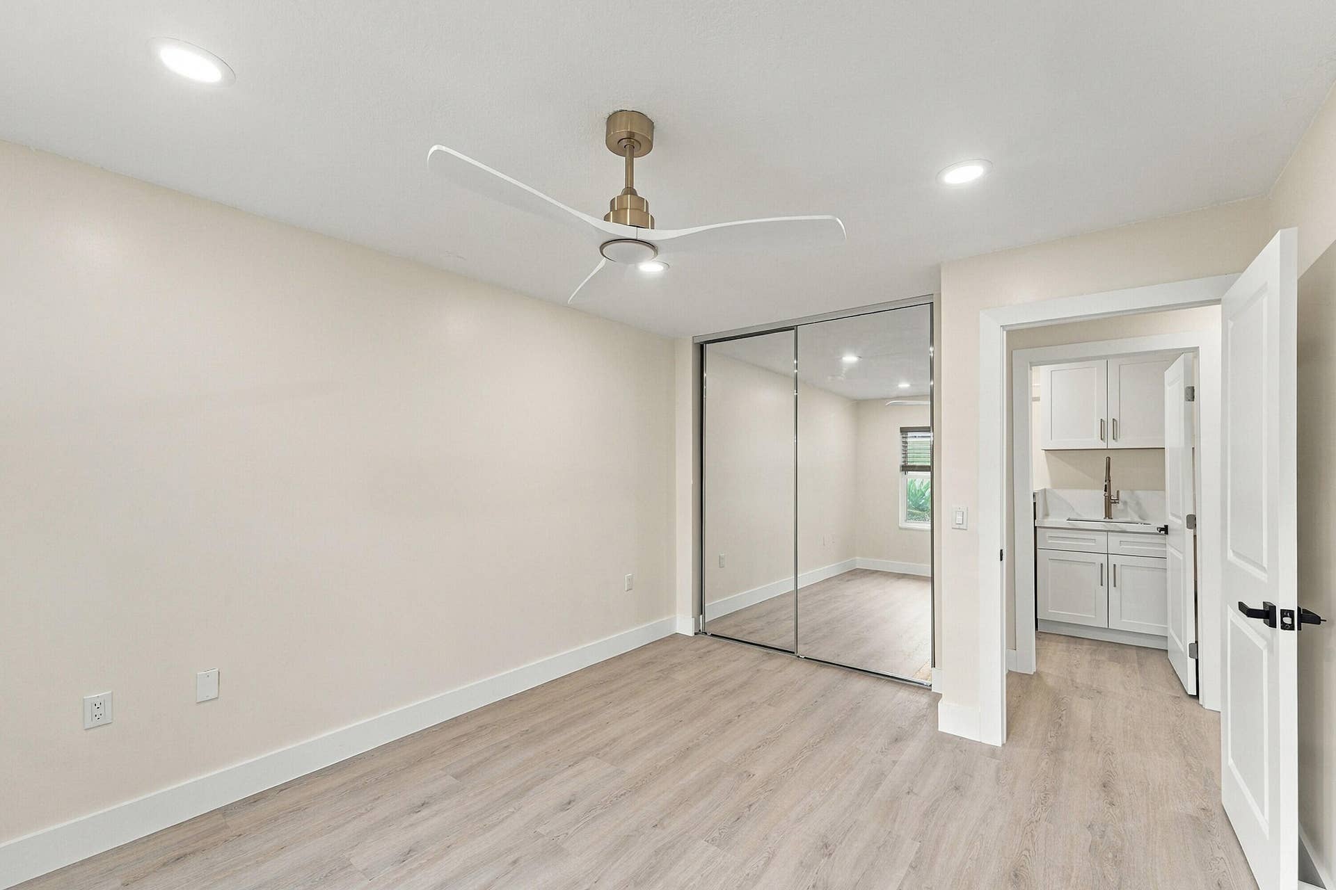 2398 Saratoga Bay Drive, West Palm Beach, FL 33409 2nd bedroom