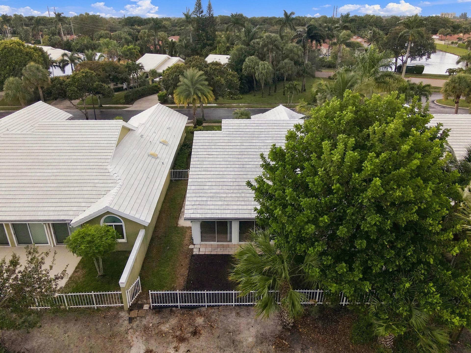 2398 Saratoga Bay Drive, West Palm Beach, FL 33409 49_dji_fly_20261016_115528_119_179216628