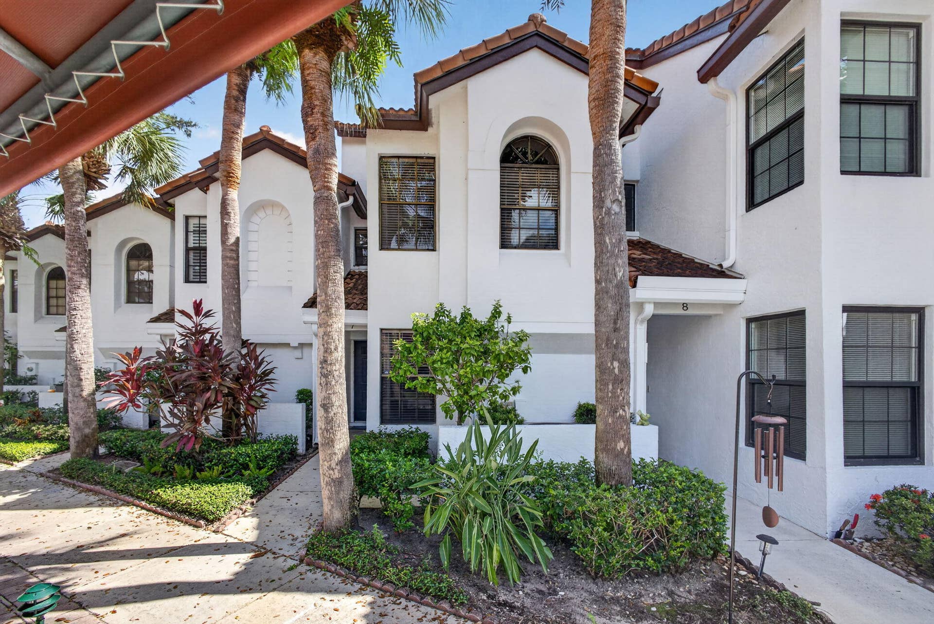 2439 Treasure Isle Drive, #Unit 7, West Palm Beach, FL 33410 3-web-or-mls-5D1A7947
