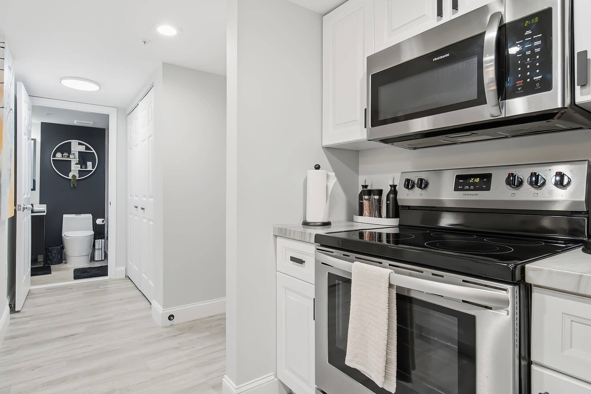 1801 N Flagler (Seasonal Rental) Drive, #611, West Palm Beach, West Palm Beach, FL 33407 1801-N-FLAGLER-DR-APT-611-33407-010