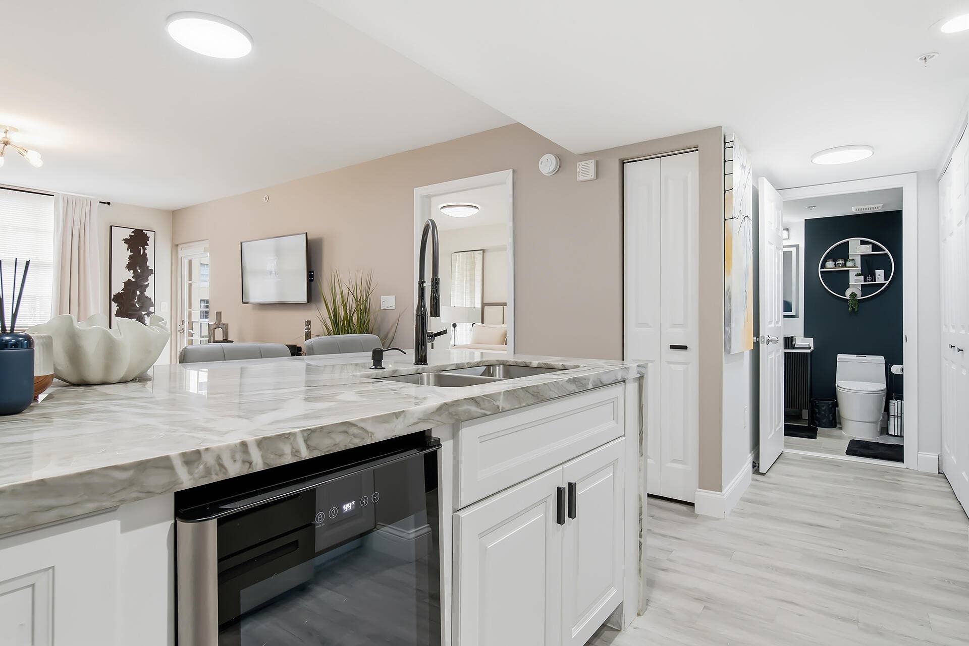 1801 N Flagler (Seasonal Rental) Drive, #611, West Palm Beach, West Palm Beach, FL 33407 1801-N-FLAGLER-DR-APT-611-33407-009