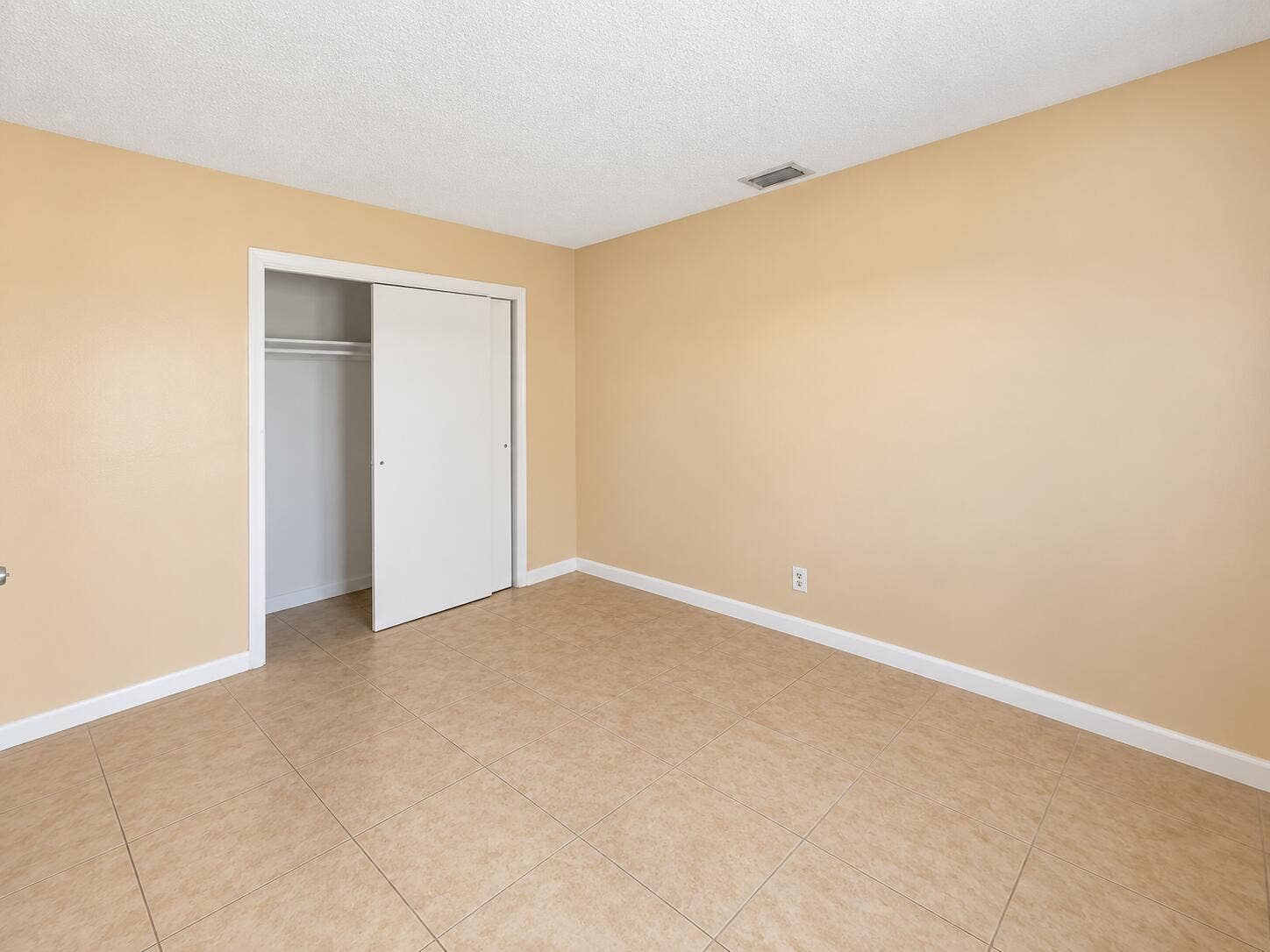 4125 WOODSIDE Drive, #1-4, Coral Springs, FL 33065 997CFDF1-301F-411A-BD83-24BC5FEC7430