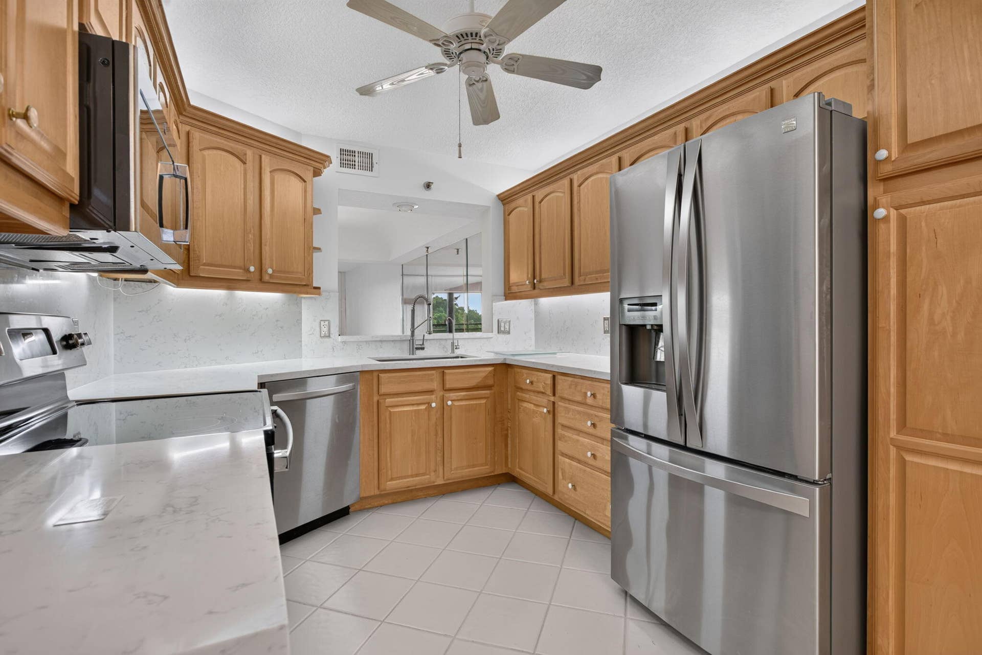 9220 SW 14TH Street, #3502, Boca Raton, FL 33428 KITCHEN