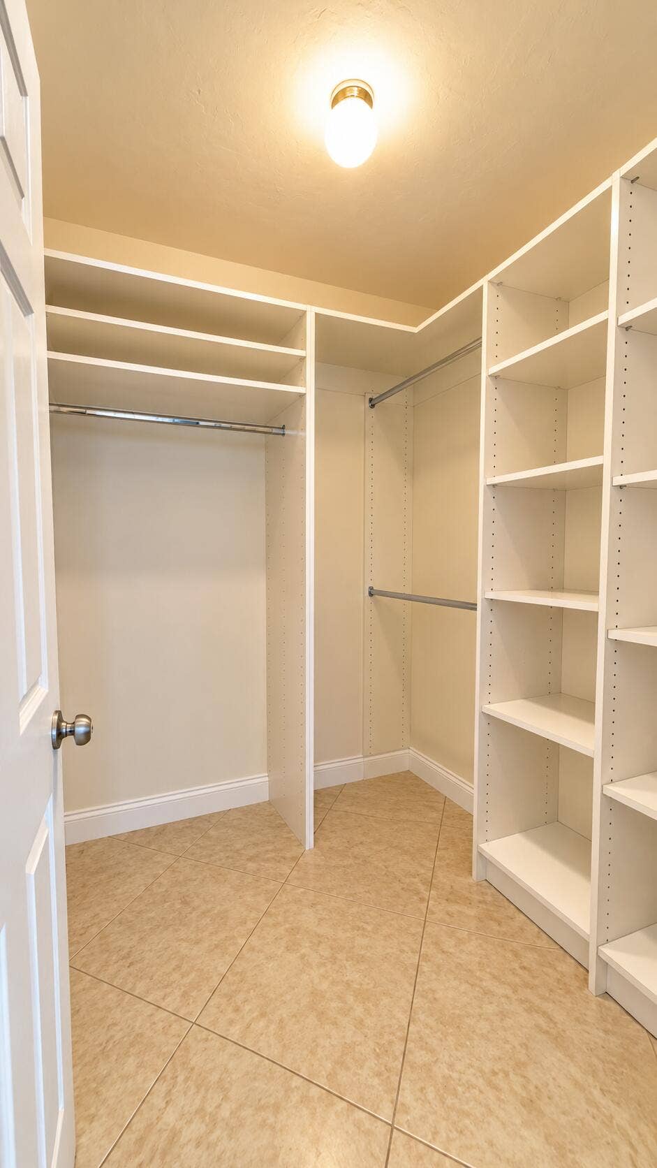 3750 Galt Ocean Drive, #1705, Fort Lauderdale, FL 33308 D0225D86-4126-43B3-AFAD-6CA13E9ADFA7