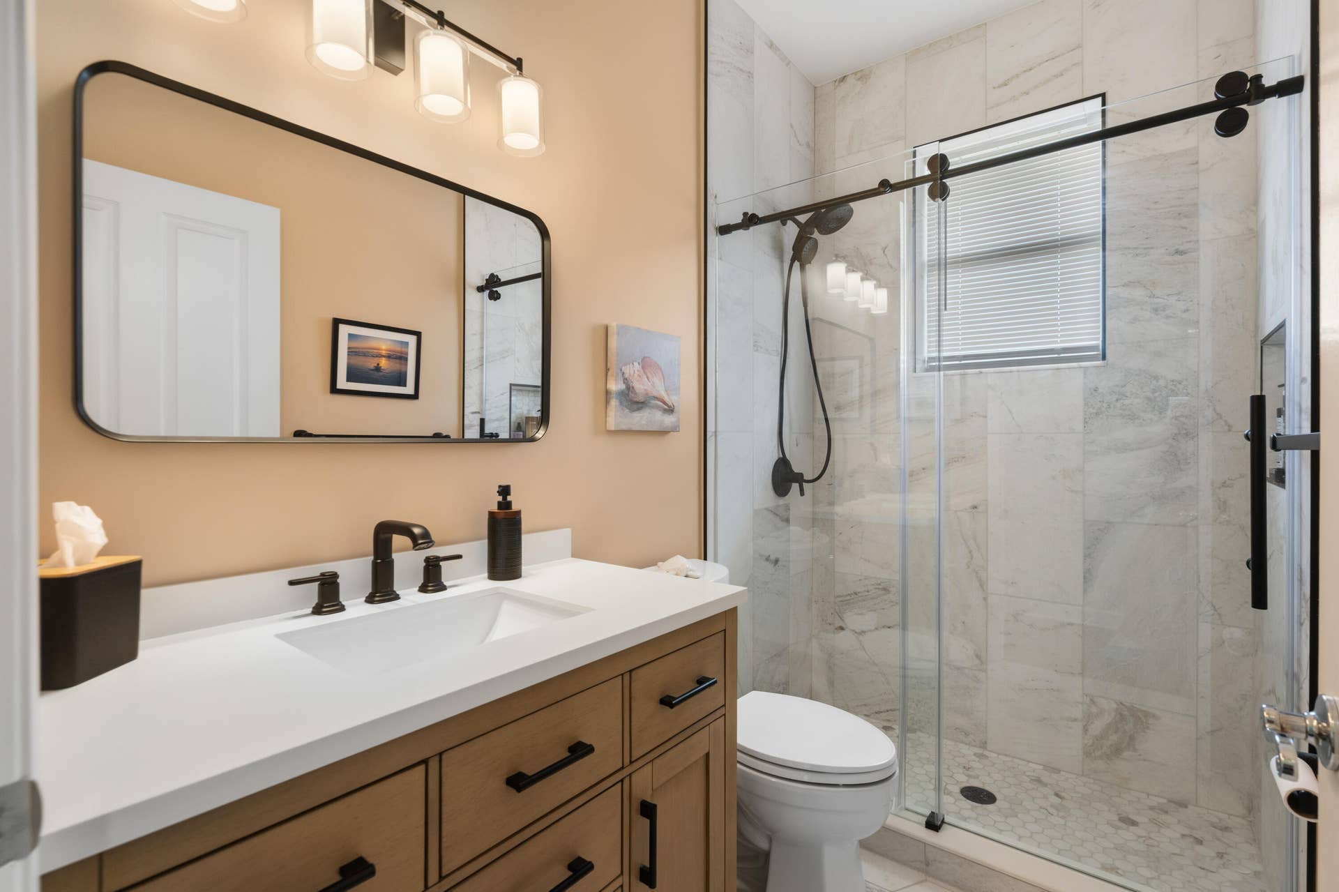 19048 SE Loxahatchee River Road, Jupiter, FL 33458 bathroom 2