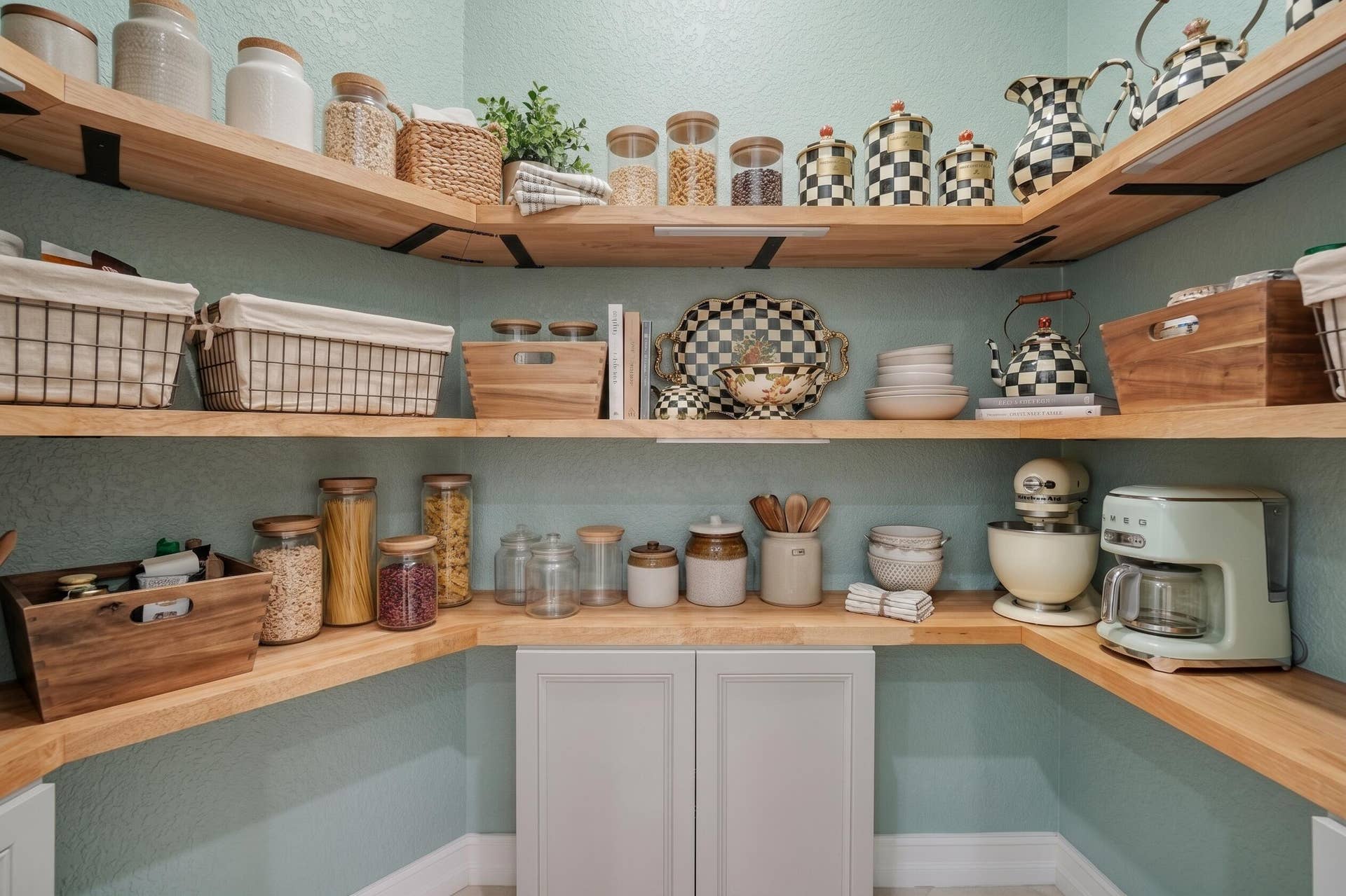 Walk In Pantry Tight Shot