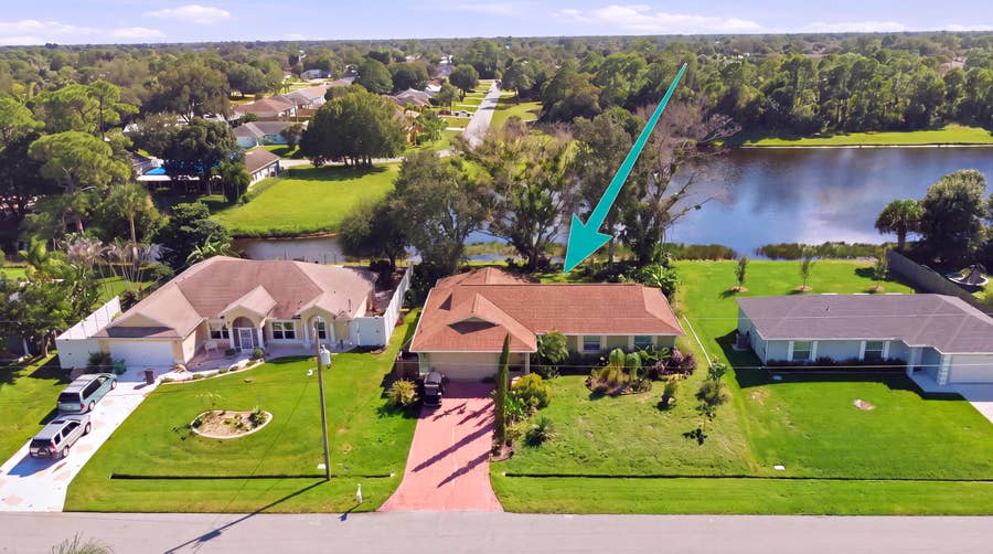 Property photo for 1336 SW Bellevue Avenue, Port St Lucie, FL